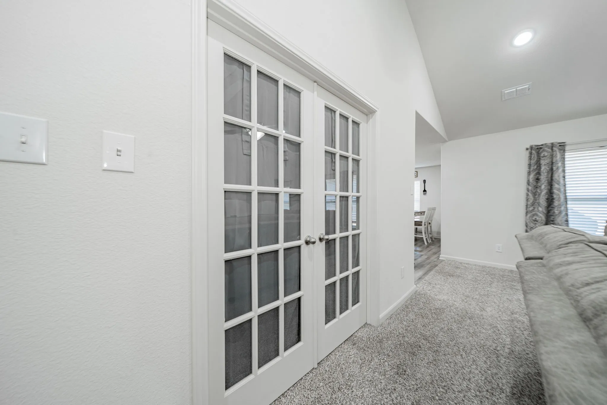 Single Family Residence For Sale in Denton County , 13608 Beaverhead Street, Ponder, Texas 76259, 4 Bedroom, 2 Bathroom, 2 Garage spaces, 1,600 Sqft, built in 2022, mls#21301438, Real Estate Agent in Ponder, Homes For Sale in Denton county, Homes For Sale in Ponder, Realtor in Ponder Texas, Real Estate Brokerage Independent Realty Texas, Luminita Cordes Realtor