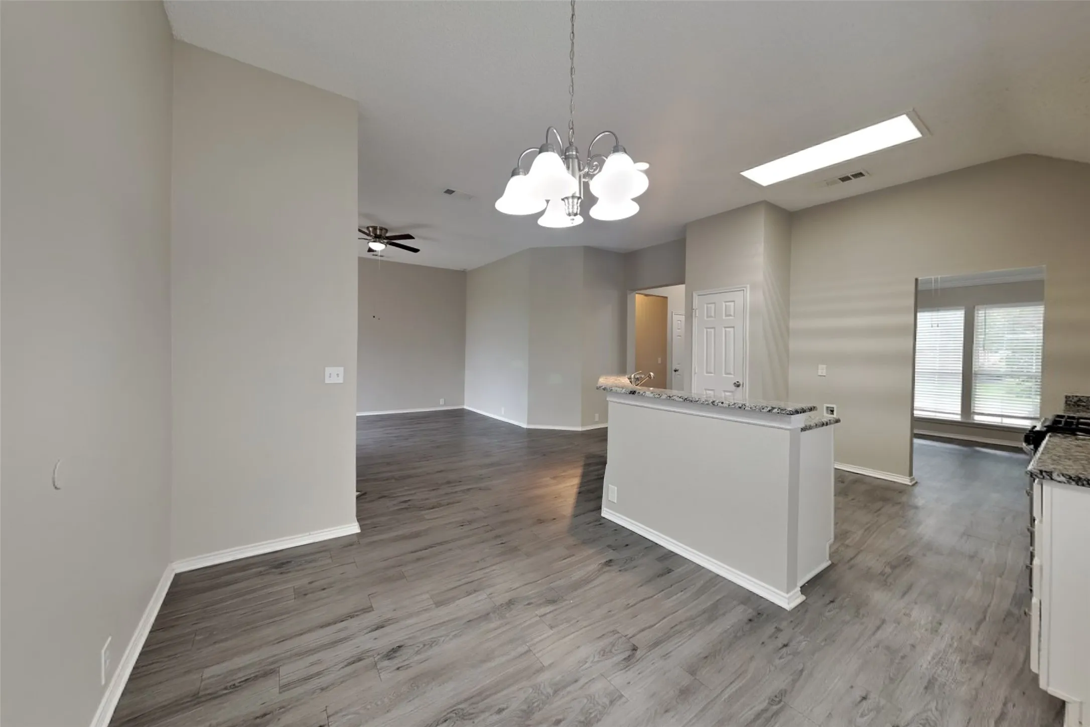 Single Family Residence For Rent in Collin County , 7411 Sonoma Valley Drive, Frisco, Texas 75035, 3 Bedroom, 2 Bathroom, 2 Garage spaces, 1,705 Sqft, built in 1998, mls#21305746, Real Estate Agent in Frisco, Homes For Rent in Collin county, Homes For Rent in Frisco, Realtor in Frisco Texas, Real Estate Brokerage Independent Realty Texas, Luminita Cordes Realtor