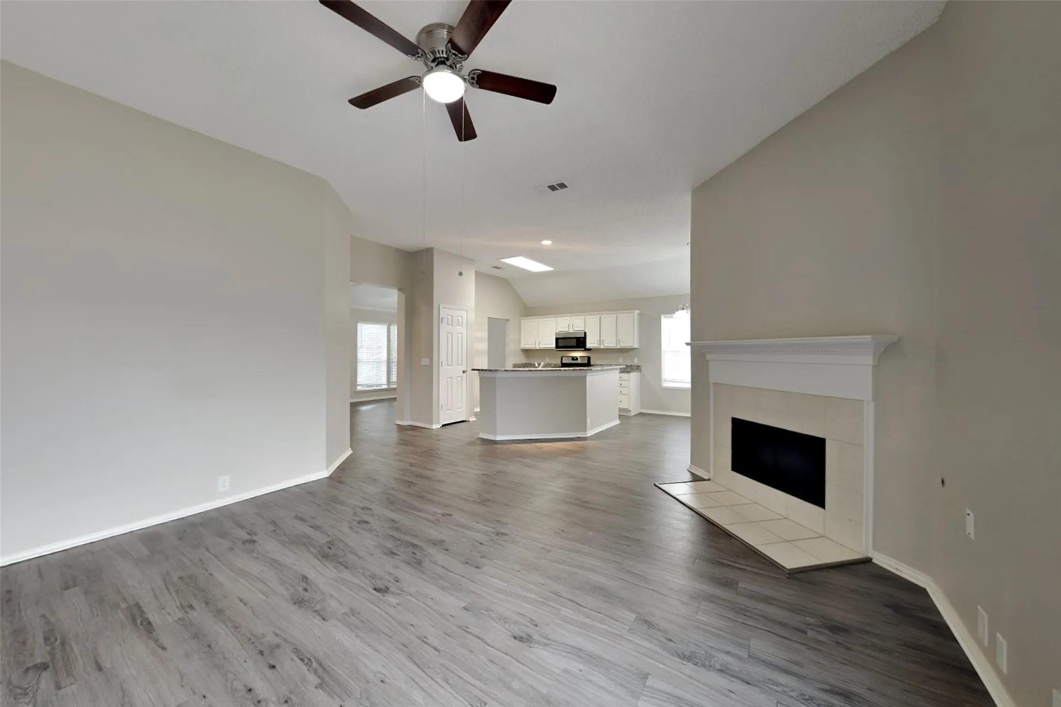 Single Family Residence For Rent in Collin County , 7411 Sonoma Valley Drive, Frisco, Texas 75035, 3 Bedroom, 2 Bathroom, 2 Garage spaces, 1,705 Sqft, built in 1998, mls#21305746, Real Estate Agent in Frisco, Homes For Rent in Collin county, Homes For Rent in Frisco, Realtor in Frisco Texas, Real Estate Brokerage Independent Realty Texas, Luminita Cordes Realtor
