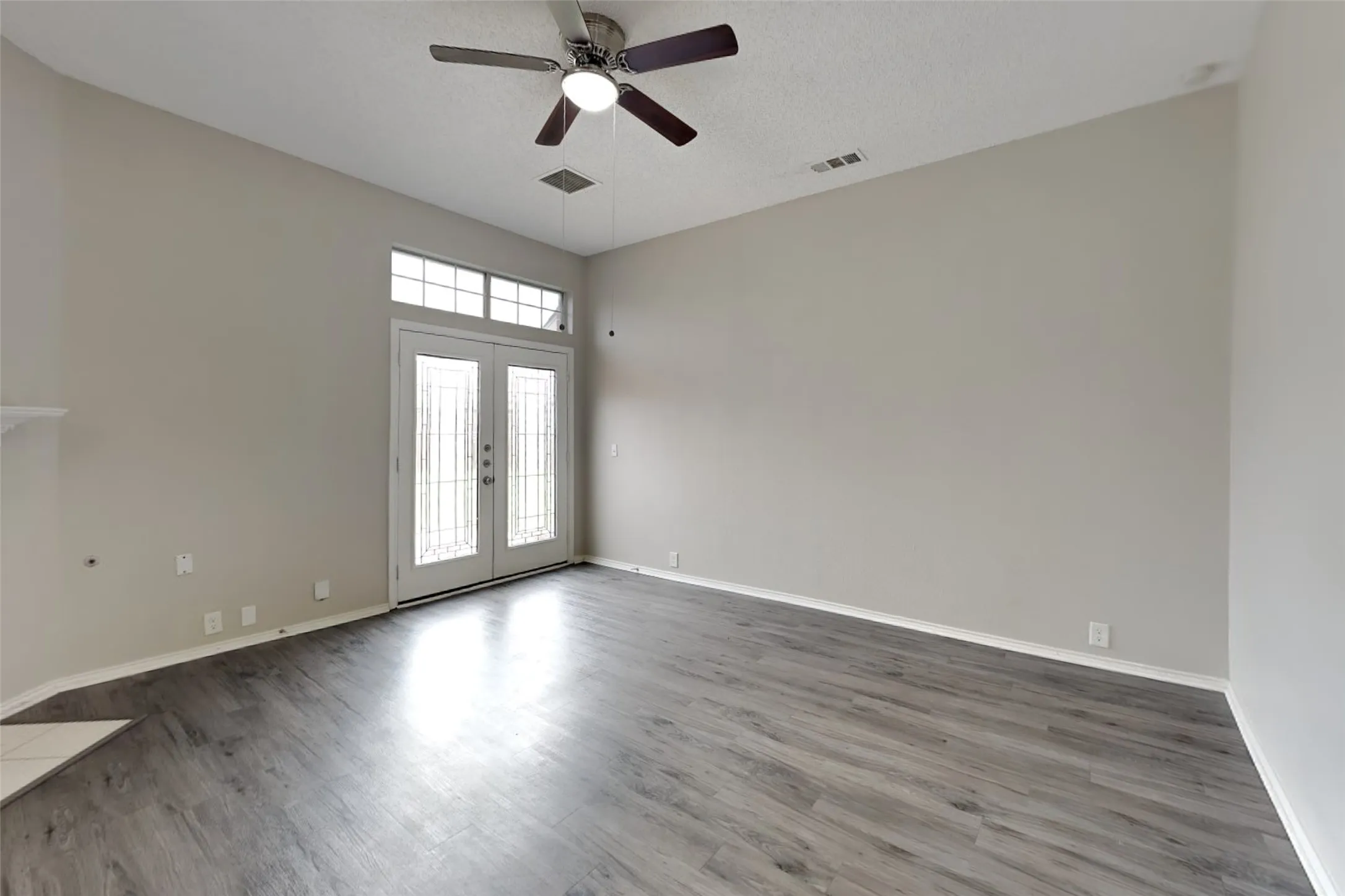 Single Family Residence For Rent in Collin County , 7411 Sonoma Valley Drive, Frisco, Texas 75035, 3 Bedroom, 2 Bathroom, 2 Garage spaces, 1,705 Sqft, built in 1998, mls#21305746, Real Estate Agent in Frisco, Homes For Rent in Collin county, Homes For Rent in Frisco, Realtor in Frisco Texas, Real Estate Brokerage Independent Realty Texas, Luminita Cordes Realtor