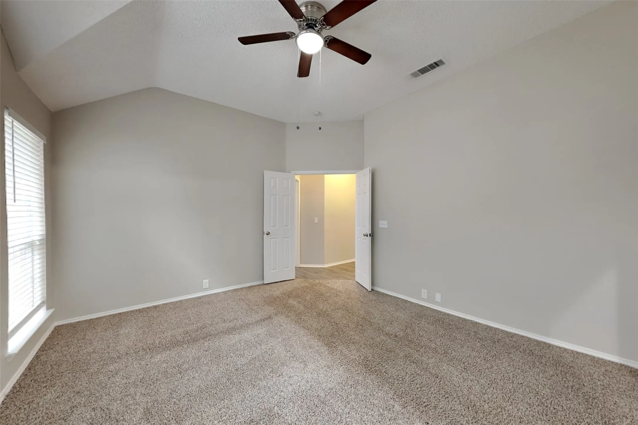 Single Family Residence For Rent in Collin County , 7411 Sonoma Valley Drive, Frisco, Texas 75035, 3 Bedroom, 2 Bathroom, 2 Garage spaces, 1,705 Sqft, built in 1998, mls#21305746, Real Estate Agent in Frisco, Homes For Rent in Collin county, Homes For Rent in Frisco, Realtor in Frisco Texas, Real Estate Brokerage Independent Realty Texas, Luminita Cordes Realtor
