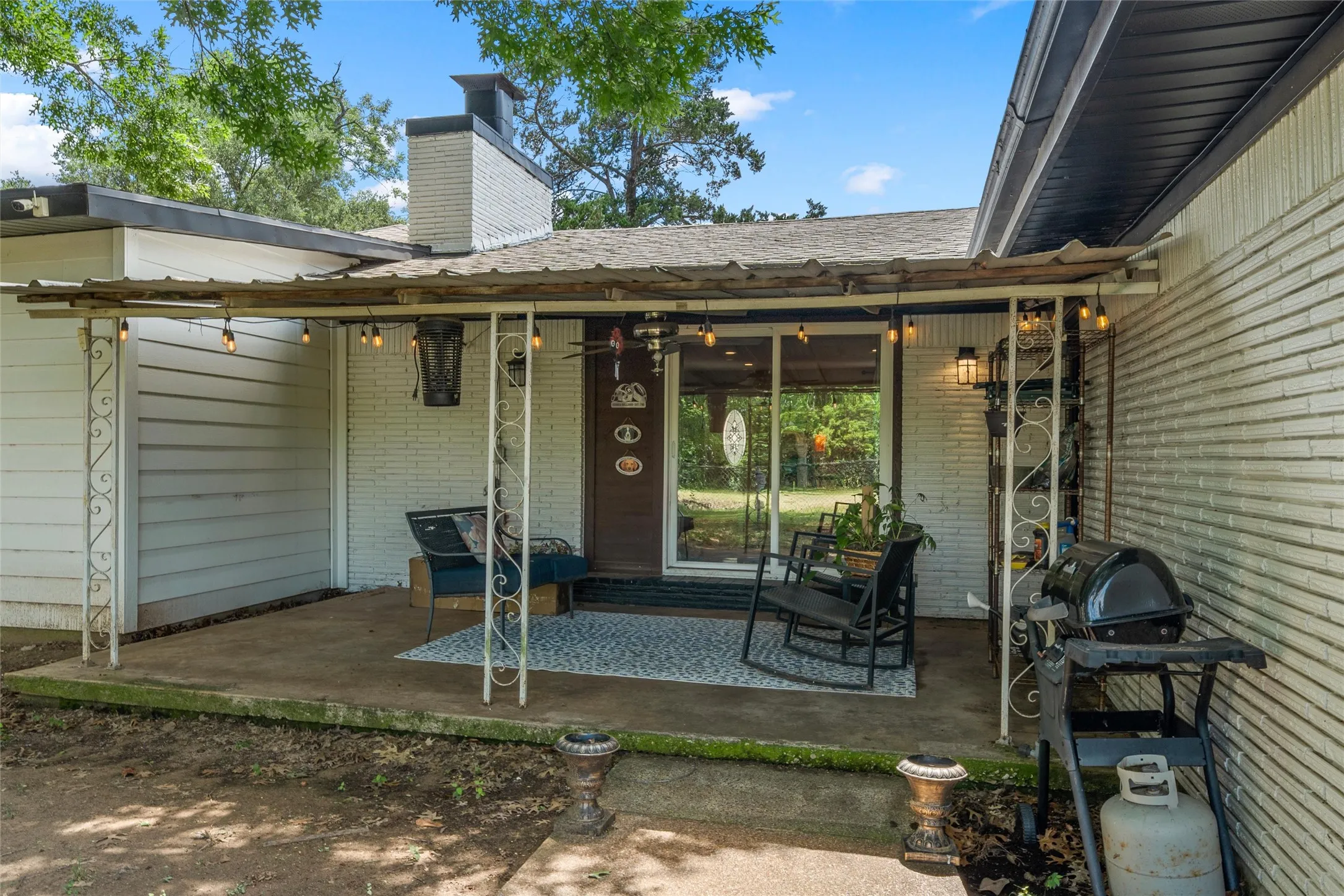 Single Family Residence For Sale in Mc Lennan County , 600 S Andrews Drive, Robinson, Texas 76706, 3 Bedroom, 3 Bathroom, Garage spaces, 2,378 Sqft, built in 1973, mls#21296264, Real Estate Agent in Robinson, Homes For Sale in Mc Lennan county, Homes For Sale in Robinson, Realtor in Robinson Texas, Real Estate Brokerage Independent Realty Texas, Luminita Cordes Realtor