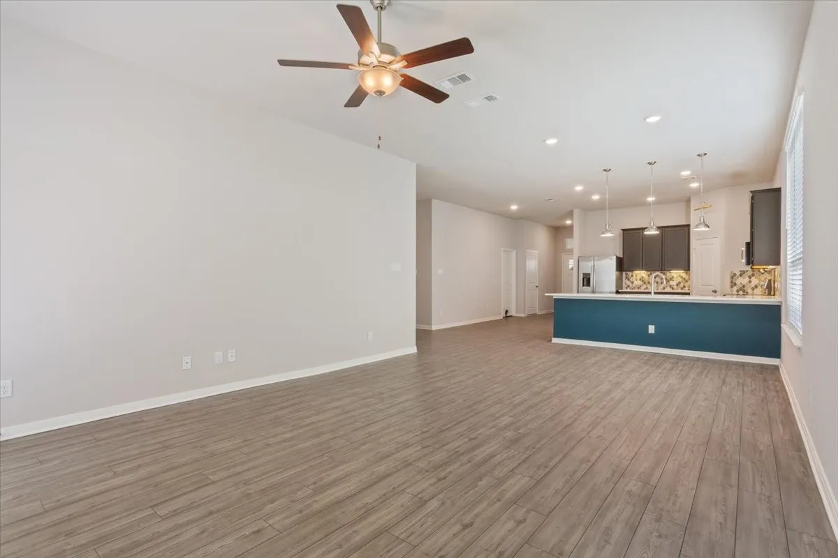 Single Family Residence For Sale in Mc Lennan County , 3613 Beutel Road, Waco, Texas 76655, 4 Bedroom, 3 Bathroom, 2 Garage spaces, 1,967 Sqft, built in 2022, mls#21304198, Real Estate Agent in Waco, Homes For Sale in Mc Lennan county, Homes For Sale in Waco, Realtor in Waco Texas, Real Estate Brokerage Independent Realty Texas, Luminita Cordes Realtor