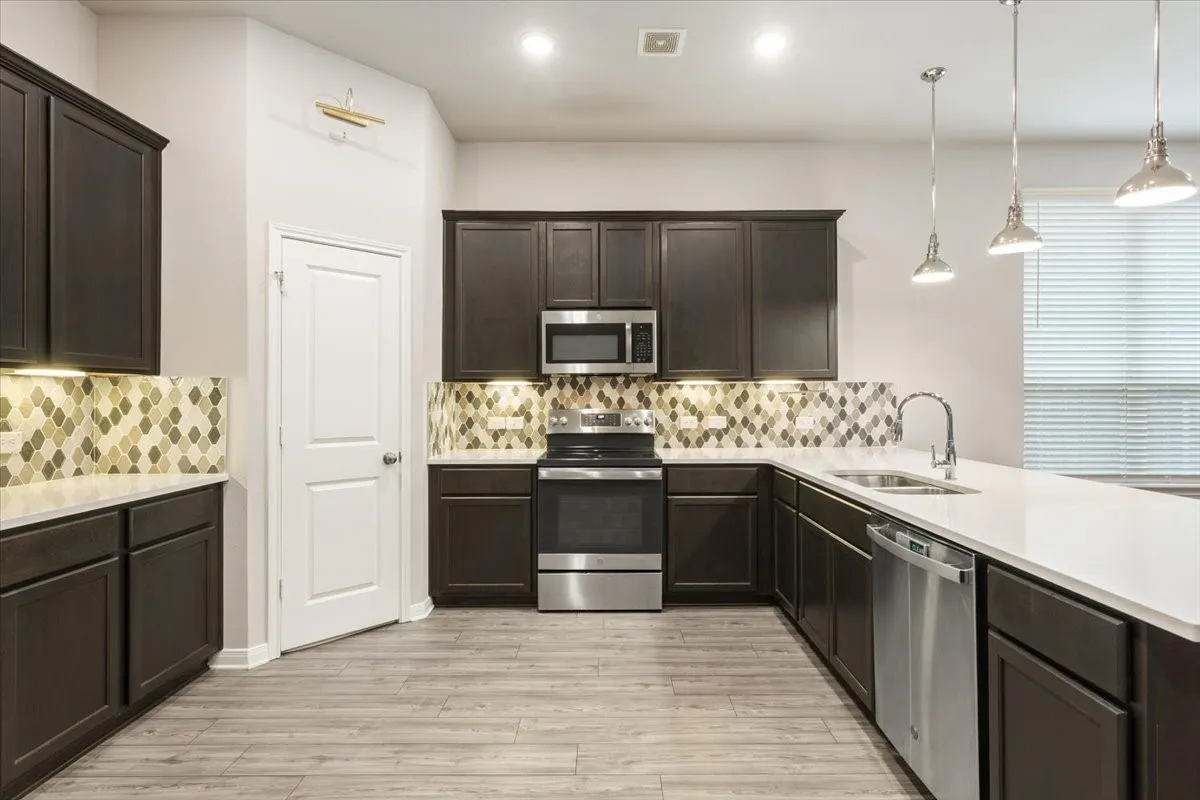 Single Family Residence For Sale in Mc Lennan County , 3613 Beutel Road, Waco, Texas 76655, 4 Bedroom, 3 Bathroom, 2 Garage spaces, 1,967 Sqft, built in 2022, mls#21304198, Real Estate Agent in Waco, Homes For Sale in Mc Lennan county, Homes For Sale in Waco, Realtor in Waco Texas, Real Estate Brokerage Independent Realty Texas, Luminita Cordes Realtor