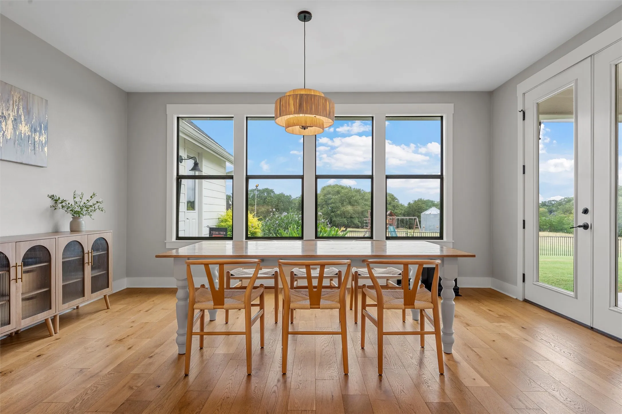 Single Family Residence For Sale in Mc Lennan County , 252 Austin Hines Drive, China Spring, Texas 76633, 4 Bedroom, 4 Bathroom, 2 Garage spaces, 3,692 Sqft, built in 2017, mls#21305076, Real Estate Agent in China Spring, Homes For Sale in Mc Lennan county, Homes For Sale in China Spring, Realtor in China Spring Texas, Real Estate Brokerage Independent Realty Texas, Luminita Cordes Realtor