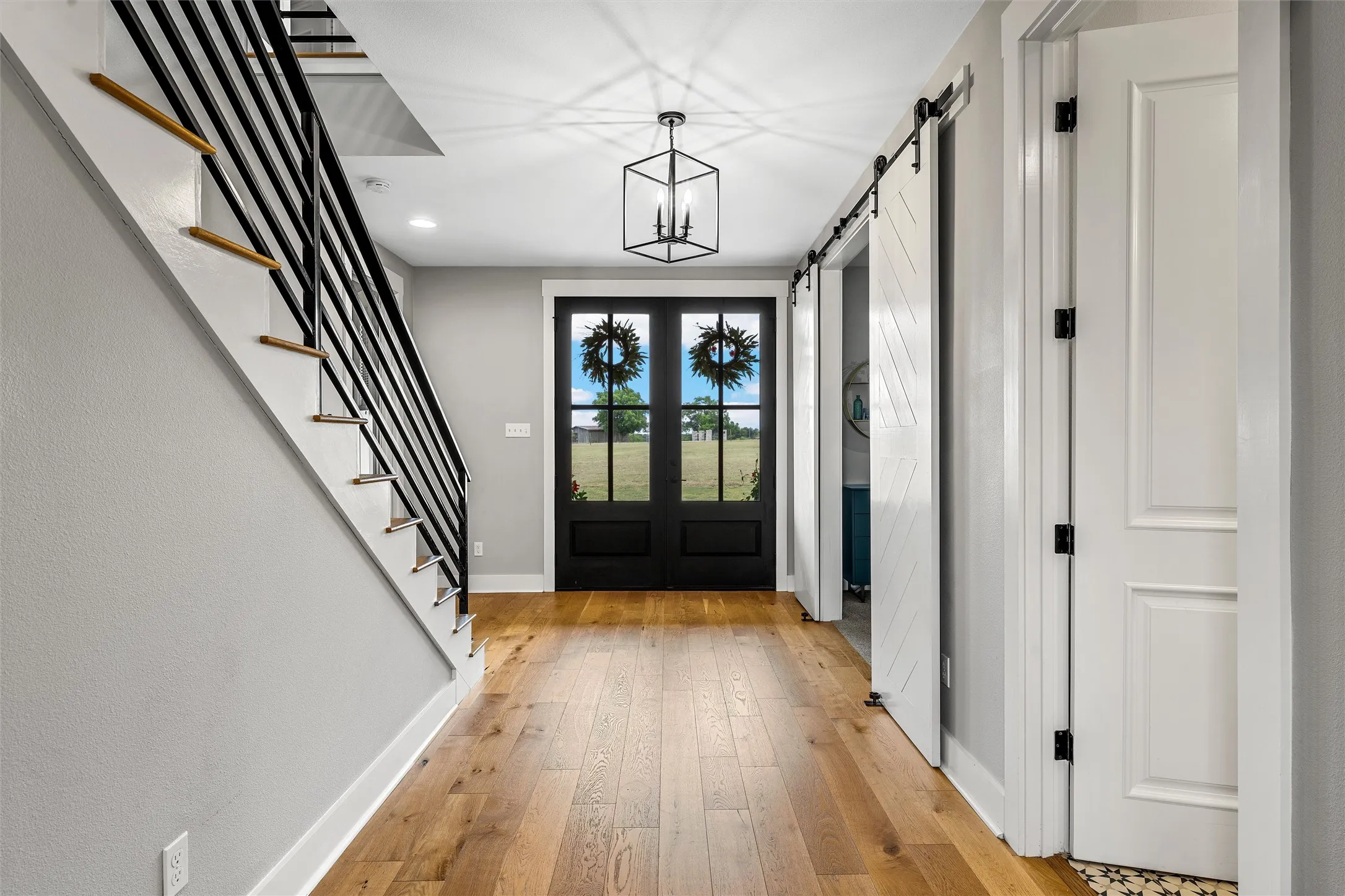 Single Family Residence For Sale in Mc Lennan County , 252 Austin Hines Drive, China Spring, Texas 76633, 4 Bedroom, 4 Bathroom, 2 Garage spaces, 3,692 Sqft, built in 2017, mls#21305076, Real Estate Agent in China Spring, Homes For Sale in Mc Lennan county, Homes For Sale in China Spring, Realtor in China Spring Texas, Real Estate Brokerage Independent Realty Texas, Luminita Cordes Realtor