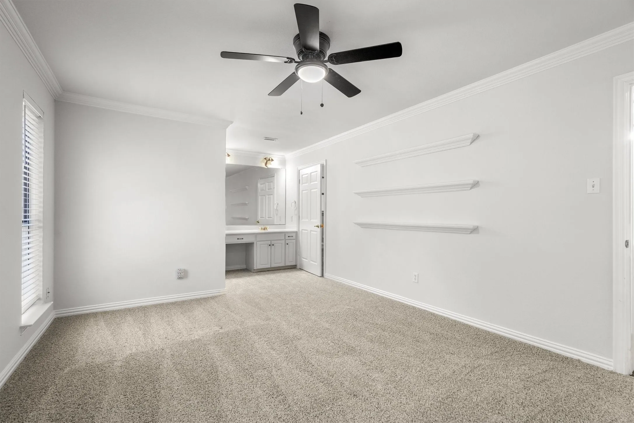 Single Family Residence For Sale in Tarrant County , 436 E Hill Street, Keller, Texas 76248, 3 Bedroom, 2 Bathroom, 2 Garage spaces, 1,371 Sqft, built in 1977, mls#21269021, Real Estate Agent in Keller, Homes For Sale in Tarrant county, Homes For Sale in Keller, Realtor in Keller Texas, Real Estate Brokerage Independent Realty Texas, Luminita Cordes Realtor