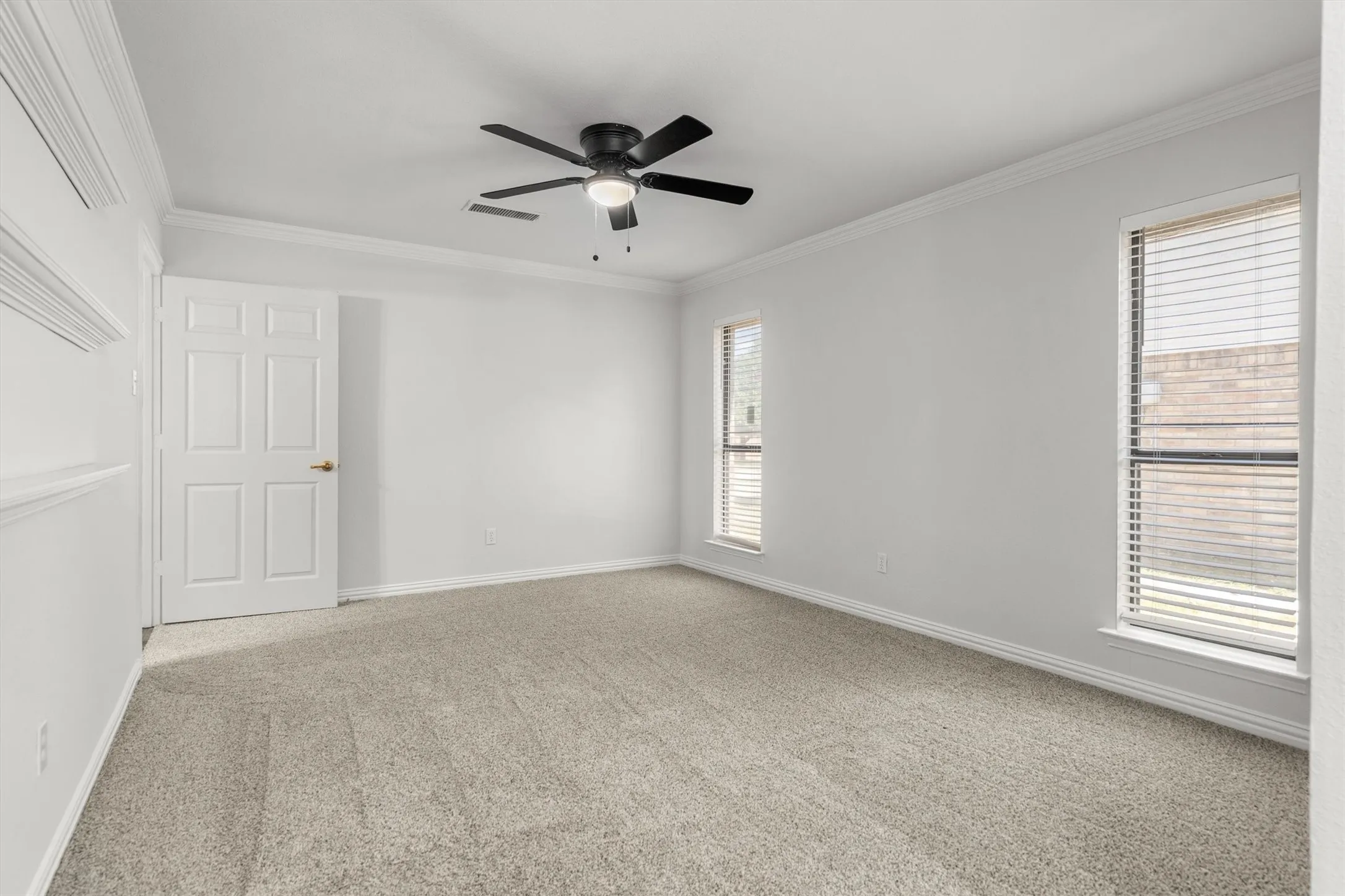 Single Family Residence For Sale in Tarrant County , 436 E Hill Street, Keller, Texas 76248, 3 Bedroom, 2 Bathroom, 2 Garage spaces, 1,371 Sqft, built in 1977, mls#21269021, Real Estate Agent in Keller, Homes For Sale in Tarrant county, Homes For Sale in Keller, Realtor in Keller Texas, Real Estate Brokerage Independent Realty Texas, Luminita Cordes Realtor