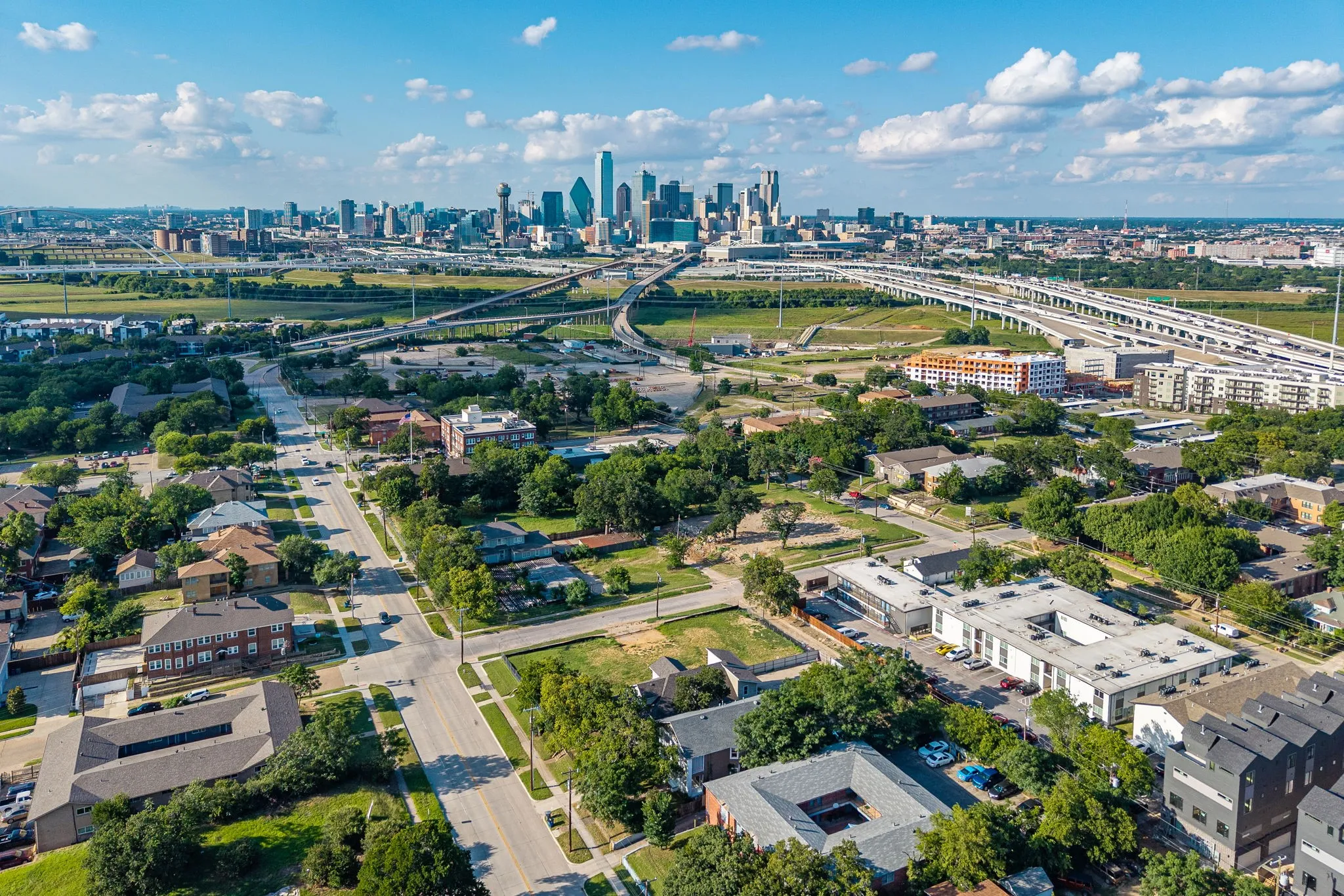 Unimproved Land For Sale in Dallas County , 722 N Marsalis Avenue, Dallas, Texas 75203, 0, 0, Garage spaces, 0 Sqft, built in 0, Price $699,000, mls#21305778, Real Estate Agent in Dallas, Homes For Sale in Dallas county, Homes For Sale in Dallas, Realtor in Dallas Texas, Real Estate Brokerage Independent Realty Texas, Luminita Cordes Realtor