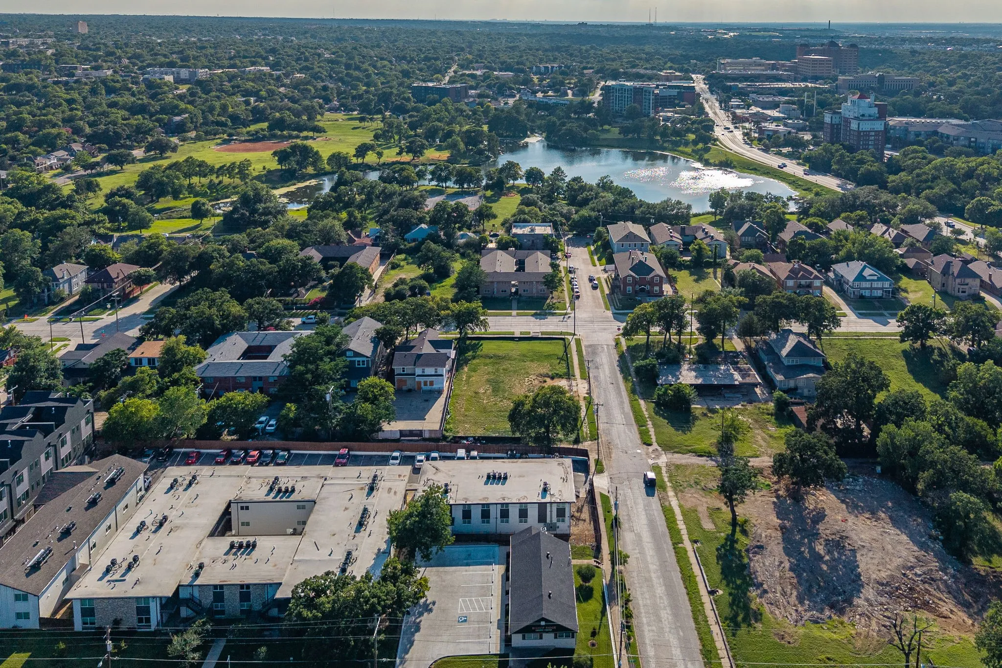 Unimproved Land For Sale in Dallas County , 722 N Marsalis Avenue, Dallas, Texas 75203, 0, 0, Garage spaces, 0 Sqft, built in 0, Price $699,000, mls#21305778, Real Estate Agent in Dallas, Homes For Sale in Dallas county, Homes For Sale in Dallas, Realtor in Dallas Texas, Real Estate Brokerage Independent Realty Texas, Luminita Cordes Realtor