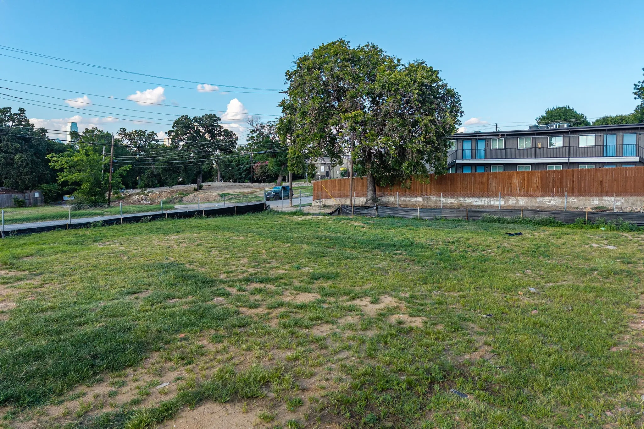 Unimproved Land For Sale in Dallas County , 722 N Marsalis Avenue, Dallas, Texas 75203, 0, 0, Garage spaces, 0 Sqft, built in 0, Price $699,000, mls#21305778, Real Estate Agent in Dallas, Homes For Sale in Dallas county, Homes For Sale in Dallas, Realtor in Dallas Texas, Real Estate Brokerage Independent Realty Texas, Luminita Cordes Realtor