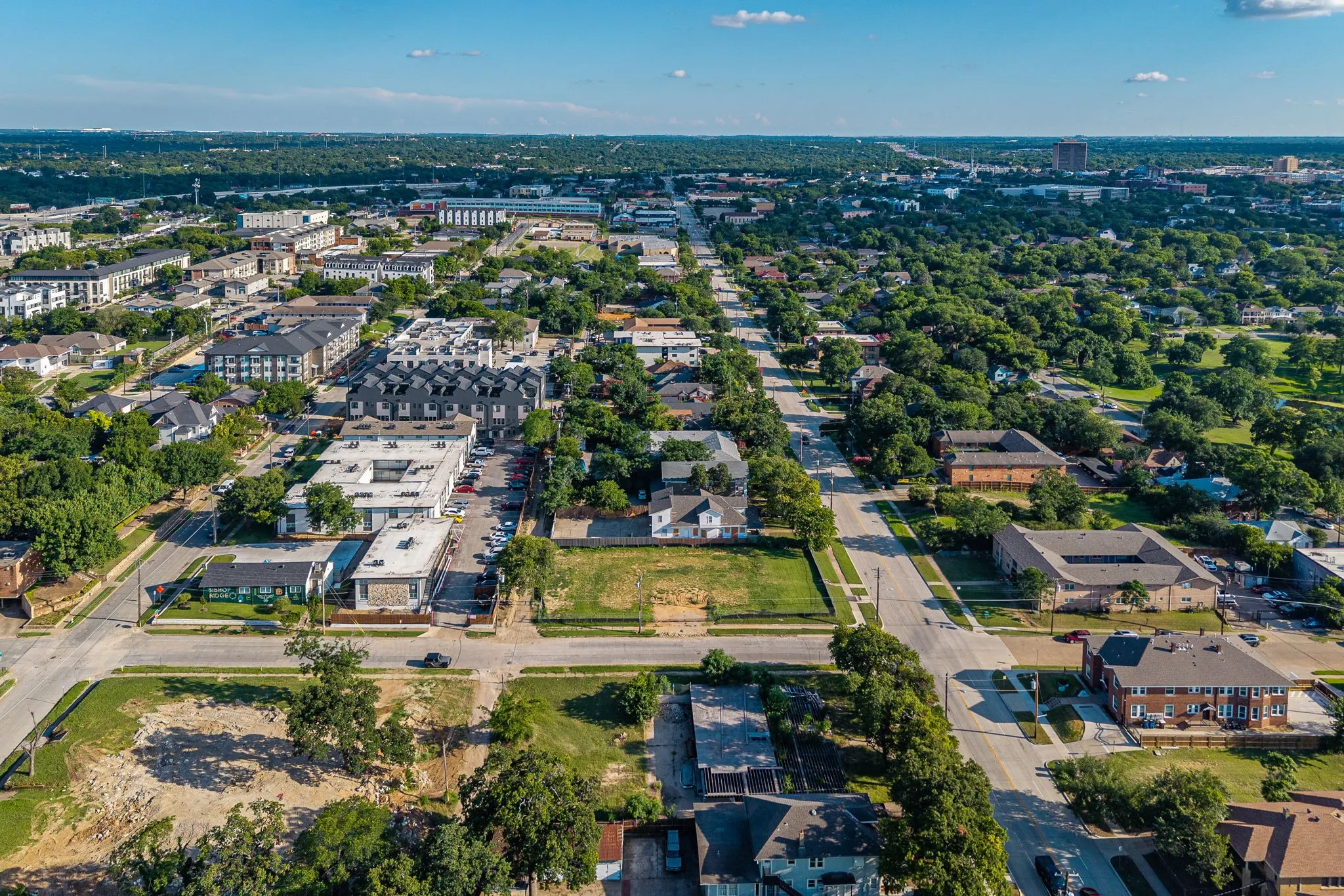 Unimproved Land For Sale in Dallas County , 722 N Marsalis Avenue, Dallas, Texas 75203, 0, 0, Garage spaces, 0 Sqft, built in 0, Price $699,000, mls#21305778, Real Estate Agent in Dallas, Homes For Sale in Dallas county, Homes For Sale in Dallas, Realtor in Dallas Texas, Real Estate Brokerage Independent Realty Texas, Luminita Cordes Realtor