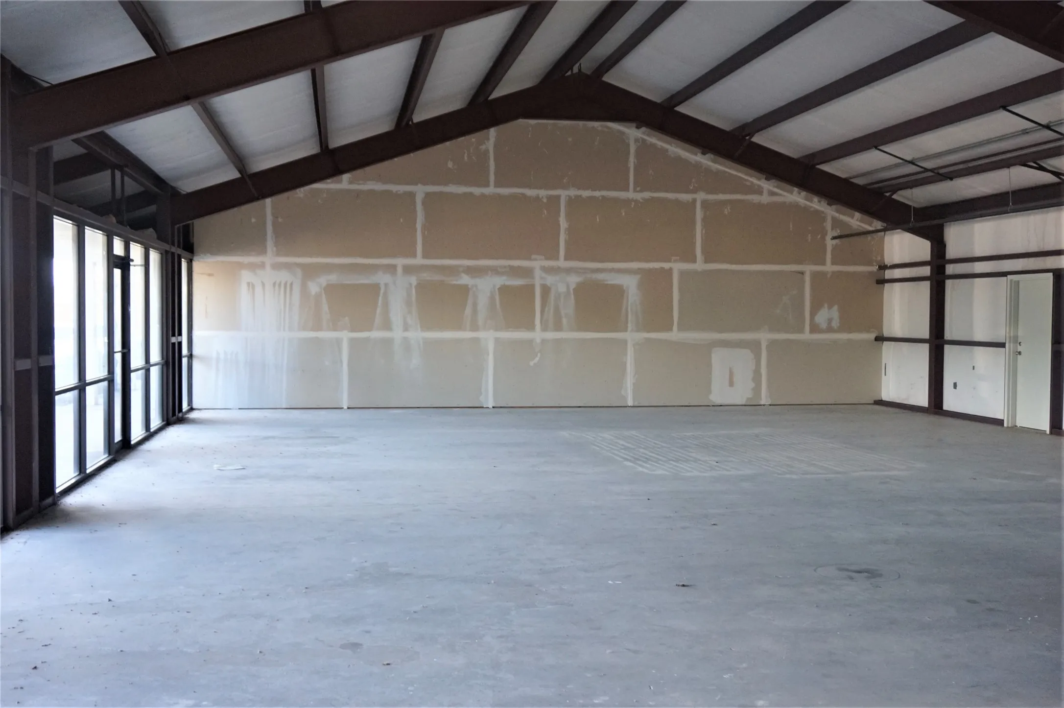 Office For Rent in Grayson County , 5428 TEXOMA Parkway 2, 3, Sherman, Texas 75090, 0, 0, Garage spaces, 0 Sqft, built in 2003, mls#21305777, Real Estate Agent in Sherman, Homes For Rent in Grayson county, Homes For Rent in Sherman, Realtor in Sherman Texas, Real Estate Brokerage Independent Realty Texas, Luminita Cordes Realtor