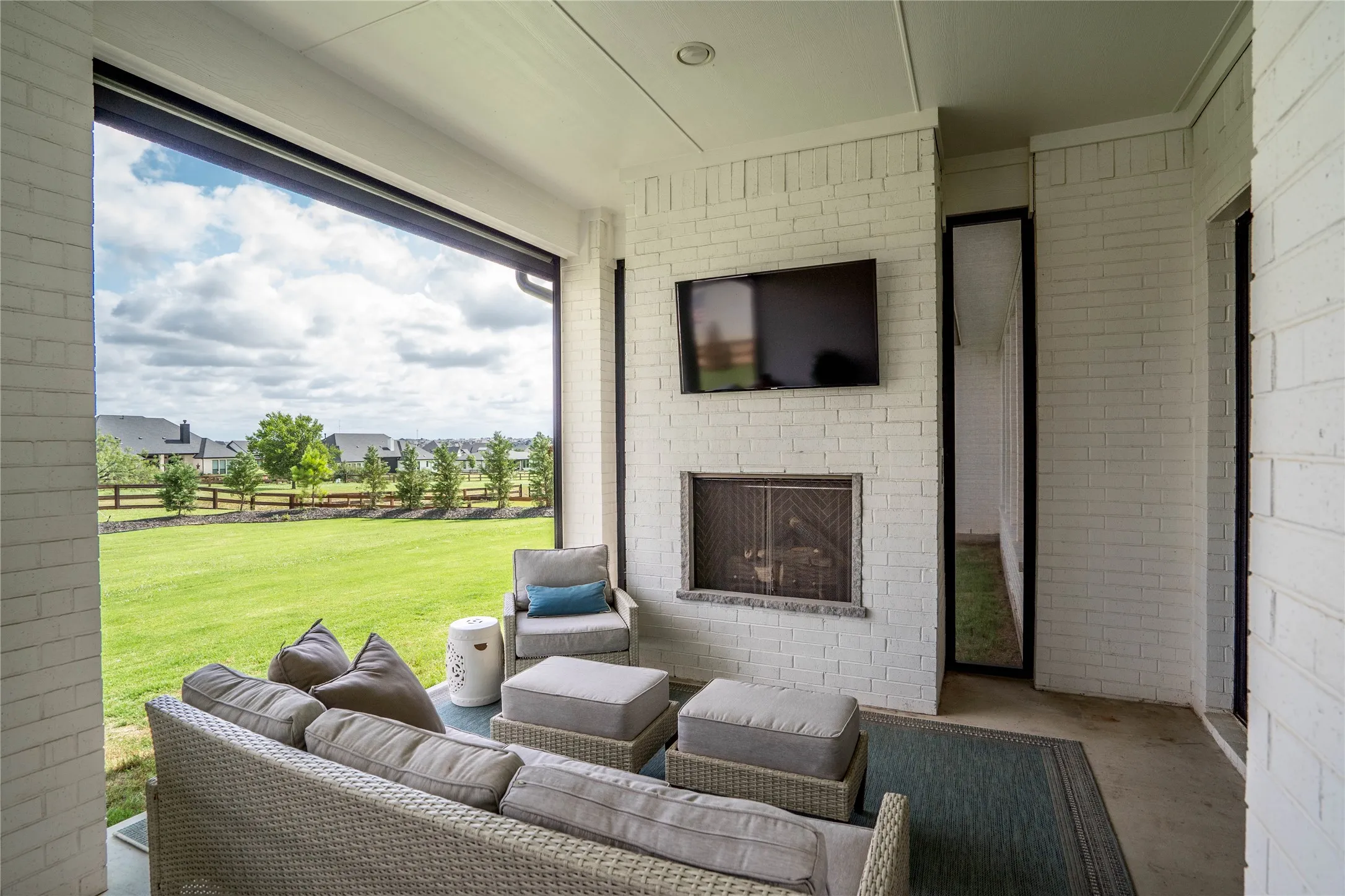 Single Family Residence For Sale in Denton County , 3300 Wellington Lane, Northlake, Texas 76247, 5 Bedroom, 4 Bathroom, 3 Garage spaces, 4,069 Sqft, built in 2023, mls#21243081, Real Estate Agent in Northlake, Homes For Sale in Denton county, Homes For Sale in Northlake, Realtor in Northlake Texas, Real Estate Brokerage Independent Realty Texas, Luminita Cordes Realtor