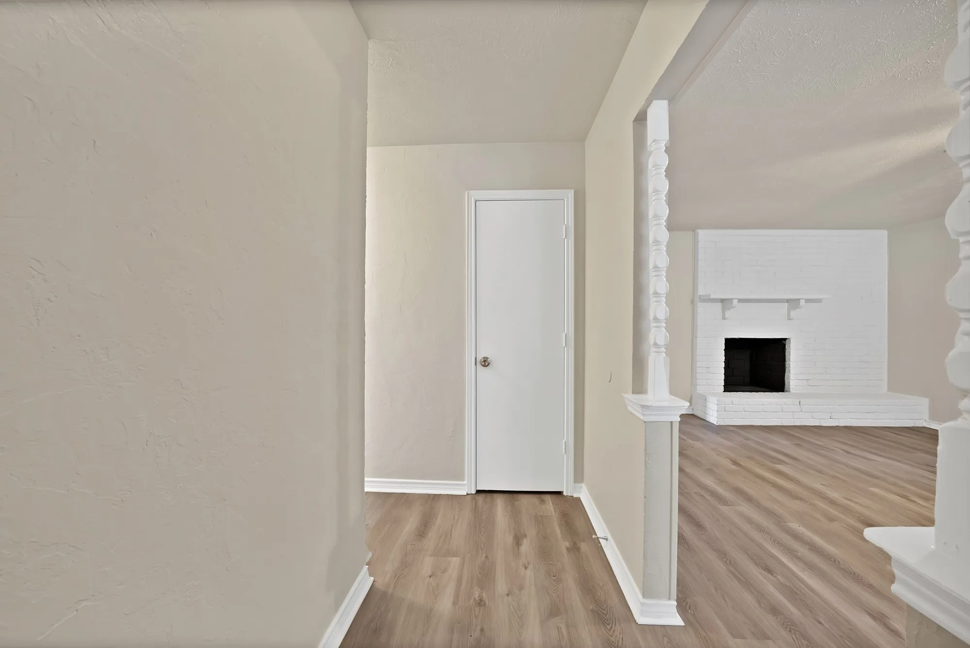 Single Family Residence For Sale in Denton County , 502 Pinebluff Drive, Lewisville, Texas 75067, 4 Bedroom, 2 Bathroom, 2 Garage spaces, 1,516 Sqft, built in 1973, mls#21304467, Real Estate Agent in Lewisville, Homes For Sale in Denton county, Homes For Sale in Lewisville, Realtor in Lewisville Texas, Real Estate Brokerage Independent Realty Texas, Luminita Cordes Realtor
