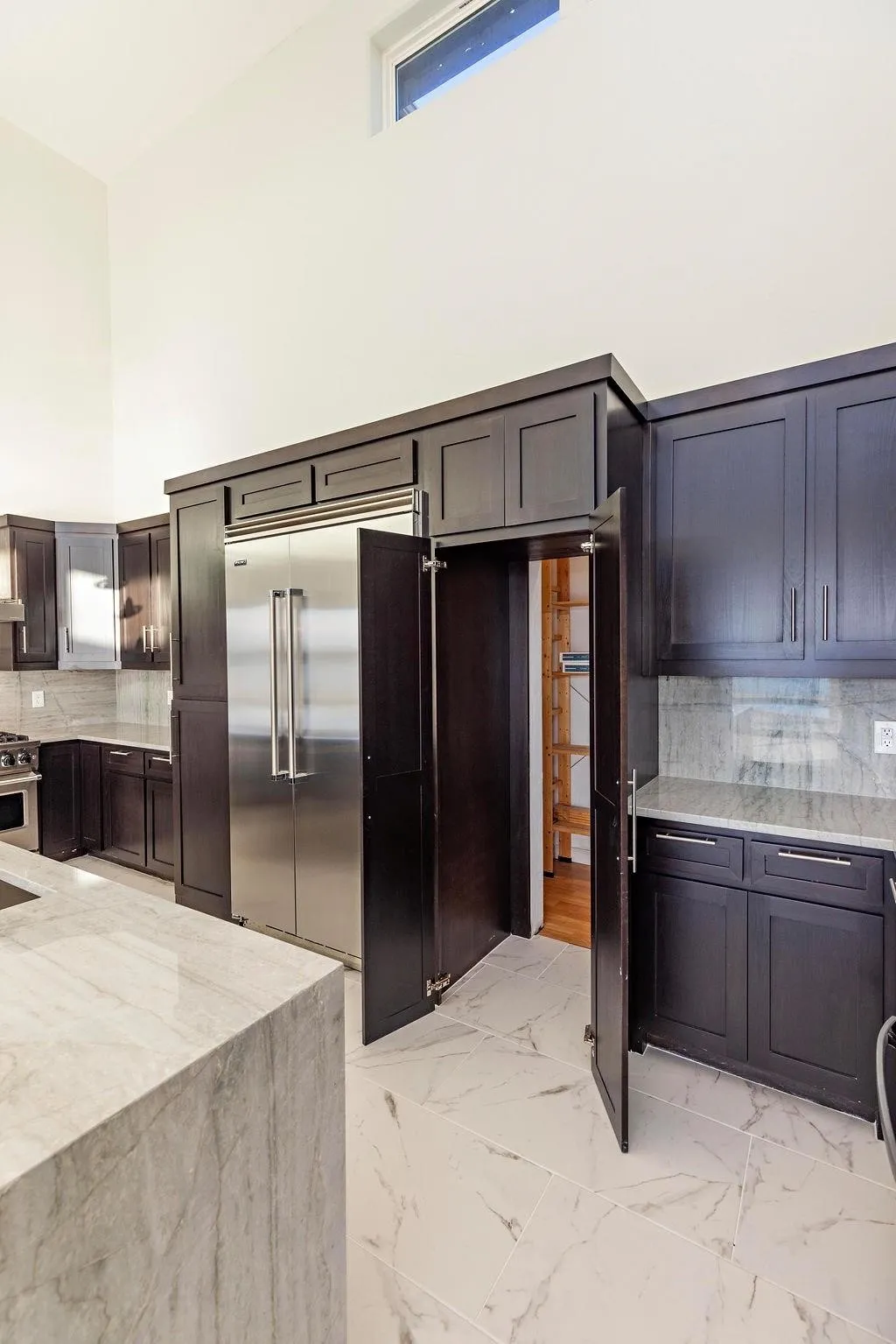 Single Family Residence For Sale in Collin County , 506 Calm Water Cove, Princeton, Texas 75407, 4 Bedrooms, 5 Bathrooms, 3 Garage spaces, 3,345 Sqft, built in 2010, Price $1,525,000, mls#21297148, Real Estate Agent in Princeton, Homes For Sale in Collin county, Homes For Sale in Princeton, Realtor in Princeton Texas, Real Estate Brokerage Independent Realty Texas, Luminita Cordes Realtor