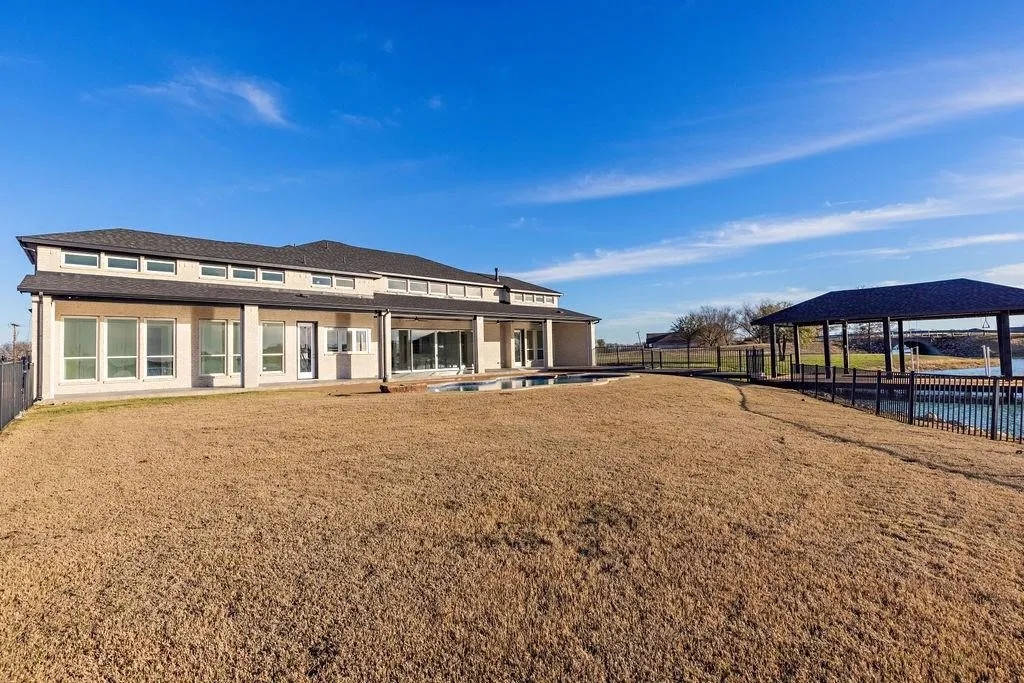 Single Family Residence For Sale in Collin County , 506 Calm Water Cove, Princeton, Texas 75407, 4 Bedrooms, 5 Bathrooms, 3 Garage spaces, 3,345 Sqft, built in 2010, Price $1,525,000, mls#21297148, Real Estate Agent in Princeton, Homes For Sale in Collin county, Homes For Sale in Princeton, Realtor in Princeton Texas, Real Estate Brokerage Independent Realty Texas, Luminita Cordes Realtor