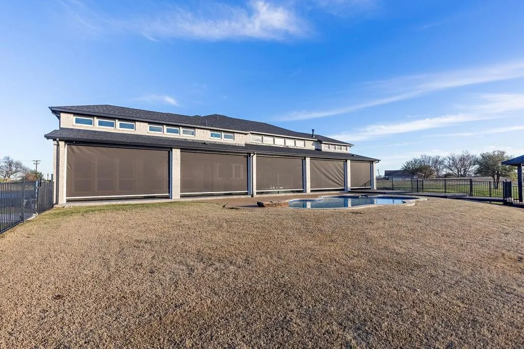 Single Family Residence For Sale in Collin County , 506 Calm Water Cove, Princeton, Texas 75407, 4 Bedrooms, 5 Bathrooms, 3 Garage spaces, 3,345 Sqft, built in 2010, Price $1,525,000, mls#21297148, Real Estate Agent in Princeton, Homes For Sale in Collin county, Homes For Sale in Princeton, Realtor in Princeton Texas, Real Estate Brokerage Independent Realty Texas, Luminita Cordes Realtor