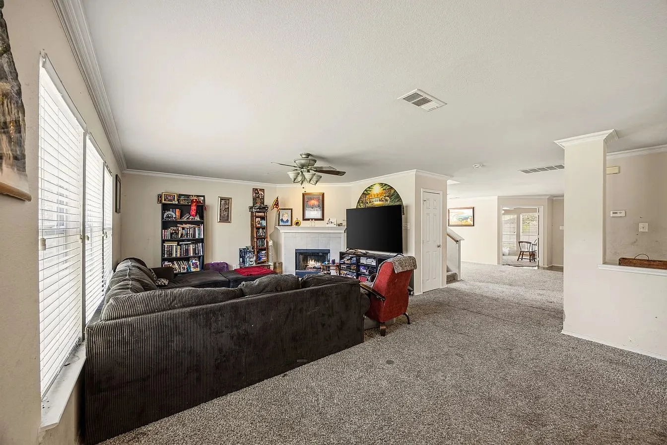 Single Family Residence For Rent in Tarrant County , 13224 Berrywood Trail, Fort Worth, Texas 76244, 5 Bedroom, 3 Bathroom, 2 Garage spaces, 3,092 Sqft, built in 2003, mls#21305823, Real Estate Agent in Fort Worth, Homes For Rent in Tarrant county, Homes For Rent in Fort Worth, Realtor in Fort Worth Texas, Real Estate Brokerage Independent Realty Texas, Luminita Cordes Realtor