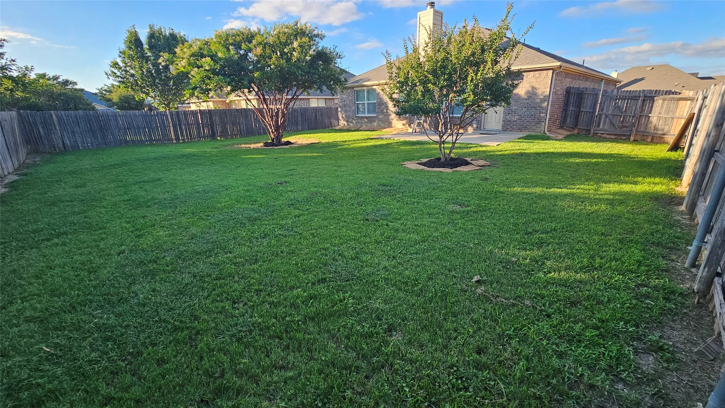 Single Family Residence For Sale in Tarrant County , 8304 Mossberg Drive, Arlington, Texas 76002, 3 Bedroom, 2 Bathroom, 2 Garage spaces, 1,521 Sqft, built in 2009, mls#21305650, Real Estate Agent in Arlington, Homes For Sale in Tarrant county, Homes For Sale in Arlington, Realtor in Arlington Texas, Real Estate Brokerage Independent Realty Texas, Luminita Cordes Realtor