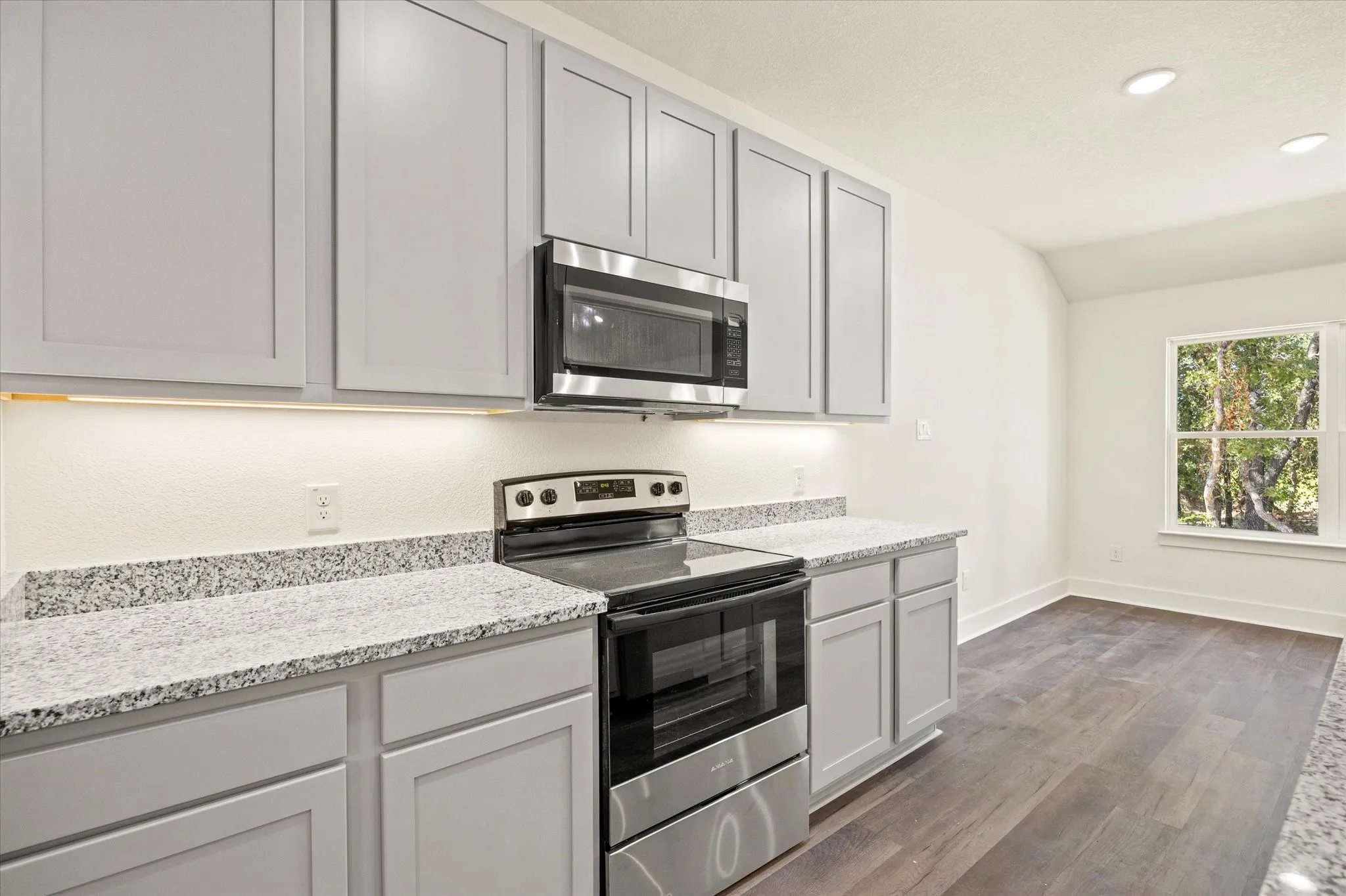 Single Family Residence For Sale in Hood County , 469 Peace Lily Way, Tolar, Texas 76476, 3 Bedroom, 2 Bathroom, 2 Garage spaces, 1,501 Sqft, built in 2026, mls#21304884, Real Estate Agent in Tolar, Homes For Sale in Hood county, Homes For Sale in Tolar, Realtor in Tolar Texas, Real Estate Brokerage Independent Realty Texas, Luminita Cordes Realtor