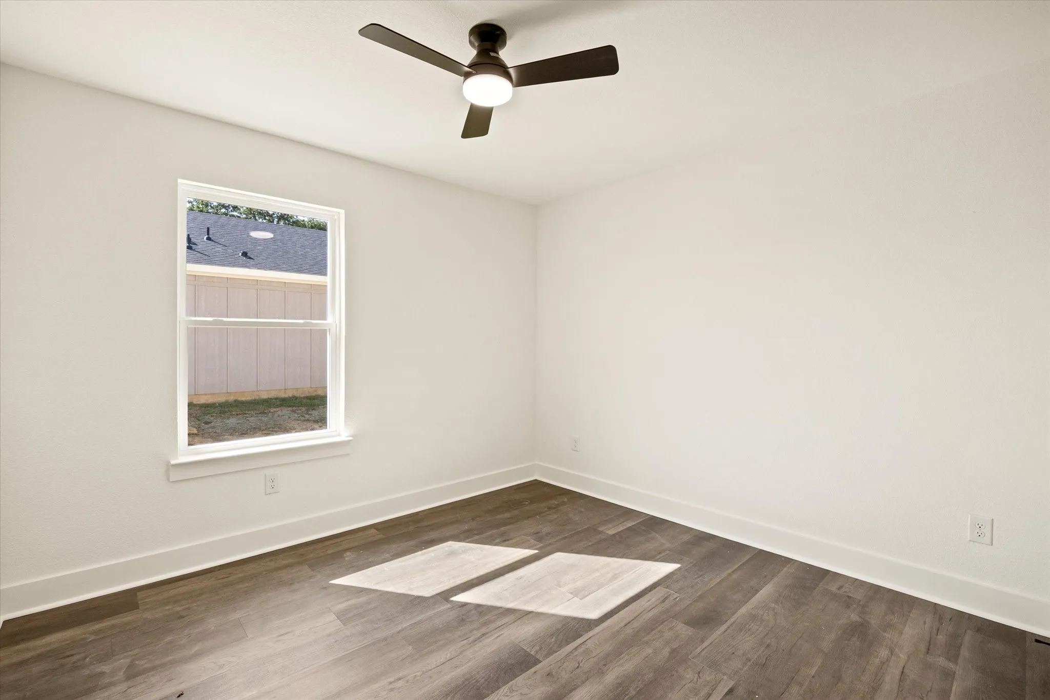 Single Family Residence For Sale in Hood County , 469 Peace Lily Way, Tolar, Texas 76476, 3 Bedroom, 2 Bathroom, 2 Garage spaces, 1,501 Sqft, built in 2026, mls#21304884, Real Estate Agent in Tolar, Homes For Sale in Hood county, Homes For Sale in Tolar, Realtor in Tolar Texas, Real Estate Brokerage Independent Realty Texas, Luminita Cordes Realtor