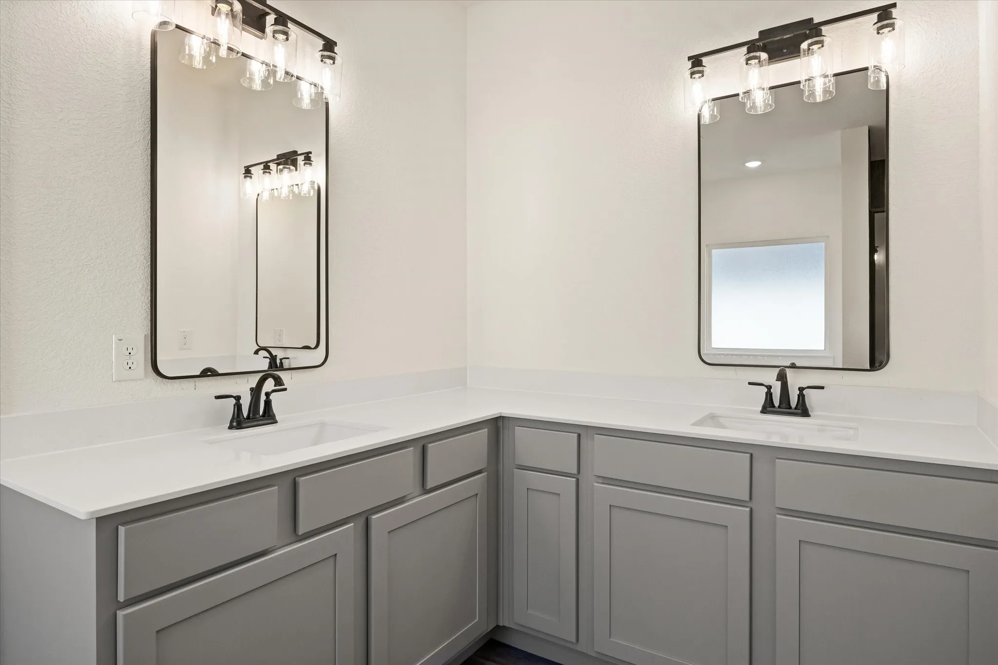 Single Family Residence For Sale in Hood County , 469 Peace Lily Way, Tolar, Texas 76476, 3 Bedroom, 2 Bathroom, 2 Garage spaces, 1,501 Sqft, built in 2026, mls#21304884, Real Estate Agent in Tolar, Homes For Sale in Hood county, Homes For Sale in Tolar, Realtor in Tolar Texas, Real Estate Brokerage Independent Realty Texas, Luminita Cordes Realtor