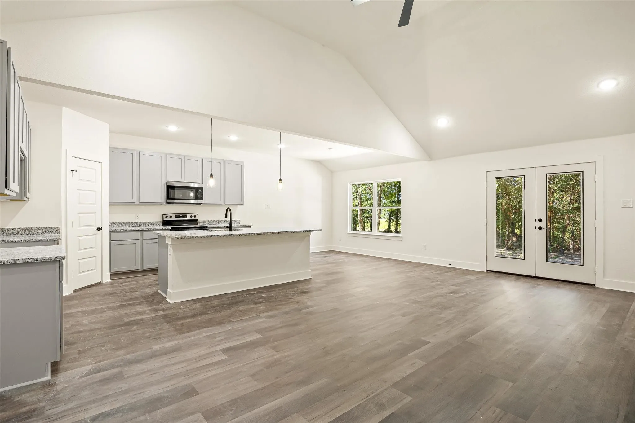 Single Family Residence For Sale in Hood County , 469 Peace Lily Way, Tolar, Texas 76476, 3 Bedroom, 2 Bathroom, 2 Garage spaces, 1,501 Sqft, built in 2026, mls#21304884, Real Estate Agent in Tolar, Homes For Sale in Hood county, Homes For Sale in Tolar, Realtor in Tolar Texas, Real Estate Brokerage Independent Realty Texas, Luminita Cordes Realtor