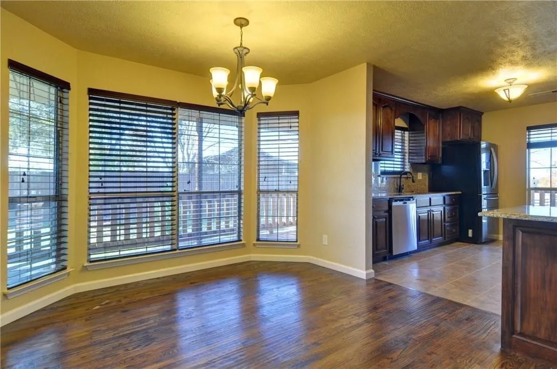 Single Family Residence For Rent in Kaufman County , 17700 Fm 548, Forney, Texas 75126, 4 Bedroom, 3 Bathroom, 3 Garage spaces, 2,603 Sqft, built in 1985, mls#21278852, Real Estate Agent in Forney, Homes For Rent in Kaufman county, Homes For Rent in Forney, Realtor in Forney Texas, Real Estate Brokerage Independent Realty Texas, Luminita Cordes Realtor