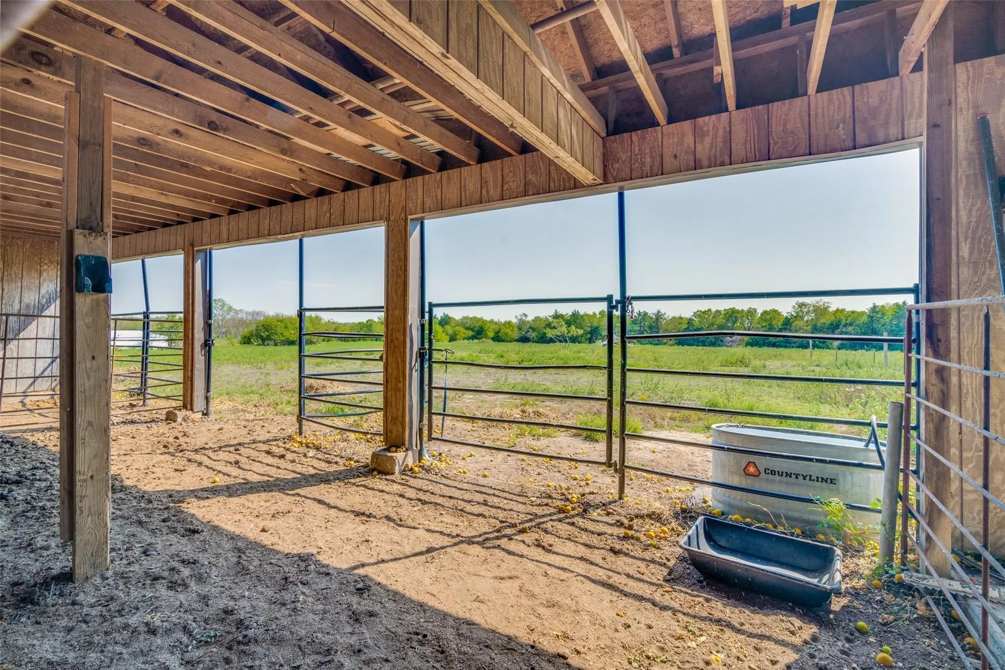 Single Family Residence For Rent in Kaufman County , 17700 Fm 548, Forney, Texas 75126, 4 Bedroom, 3 Bathroom, 3 Garage spaces, 2,603 Sqft, built in 1985, mls#21278852, Real Estate Agent in Forney, Homes For Rent in Kaufman county, Homes For Rent in Forney, Realtor in Forney Texas, Real Estate Brokerage Independent Realty Texas, Luminita Cordes Realtor