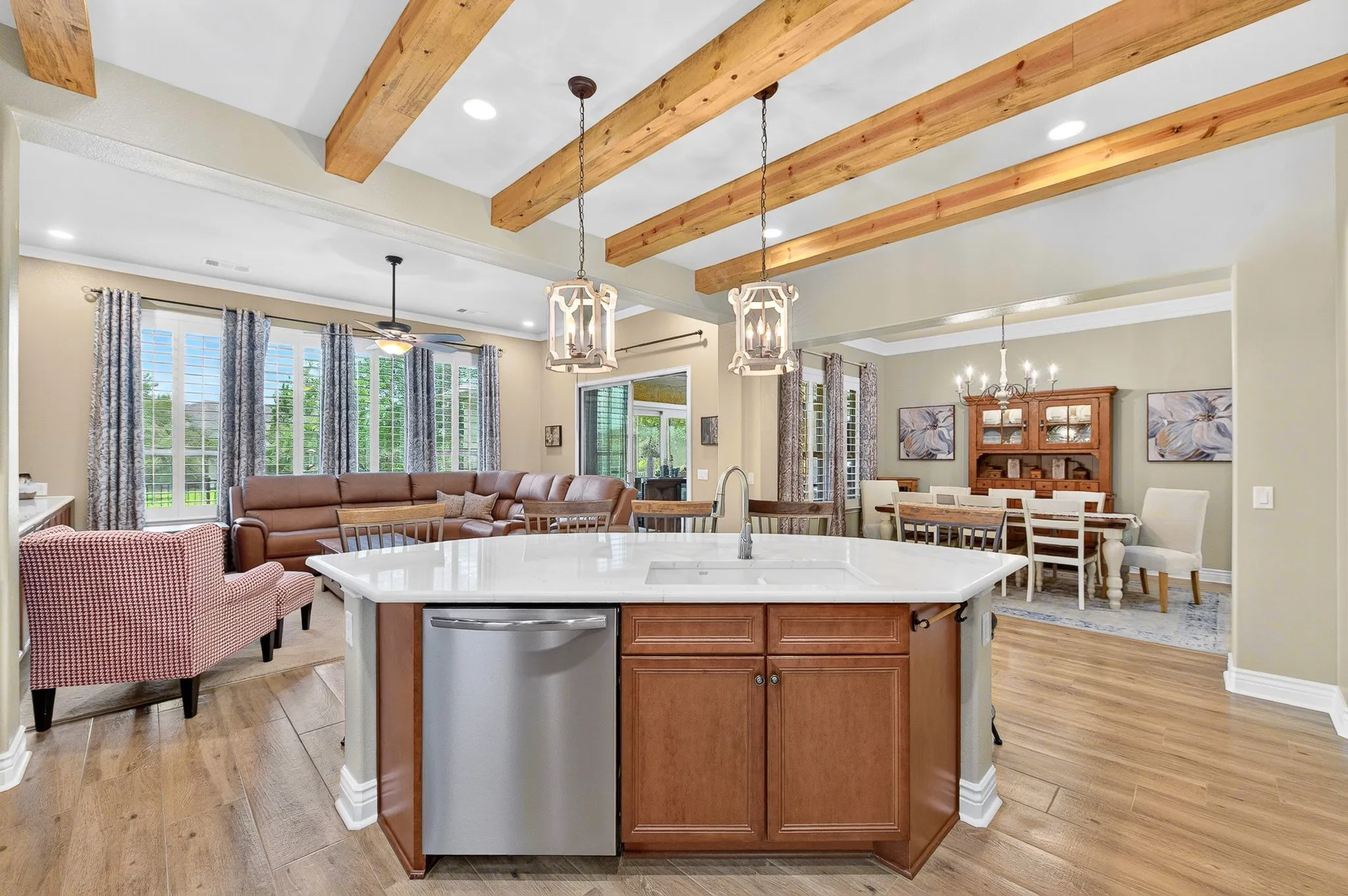 Single Family Residence For Sale in Denton County , 8108 Sanderling Drive, Denton, Texas 76207, 2 Bedroom, 3 Bathroom, 2 Garage spaces, 2,045 Sqft, built in 2018, mls#21305345, Real Estate Agent in Denton, Homes For Sale in Denton county, Homes For Sale in Denton, Realtor in Denton Texas, Real Estate Brokerage Independent Realty Texas, Luminita Cordes Realtor