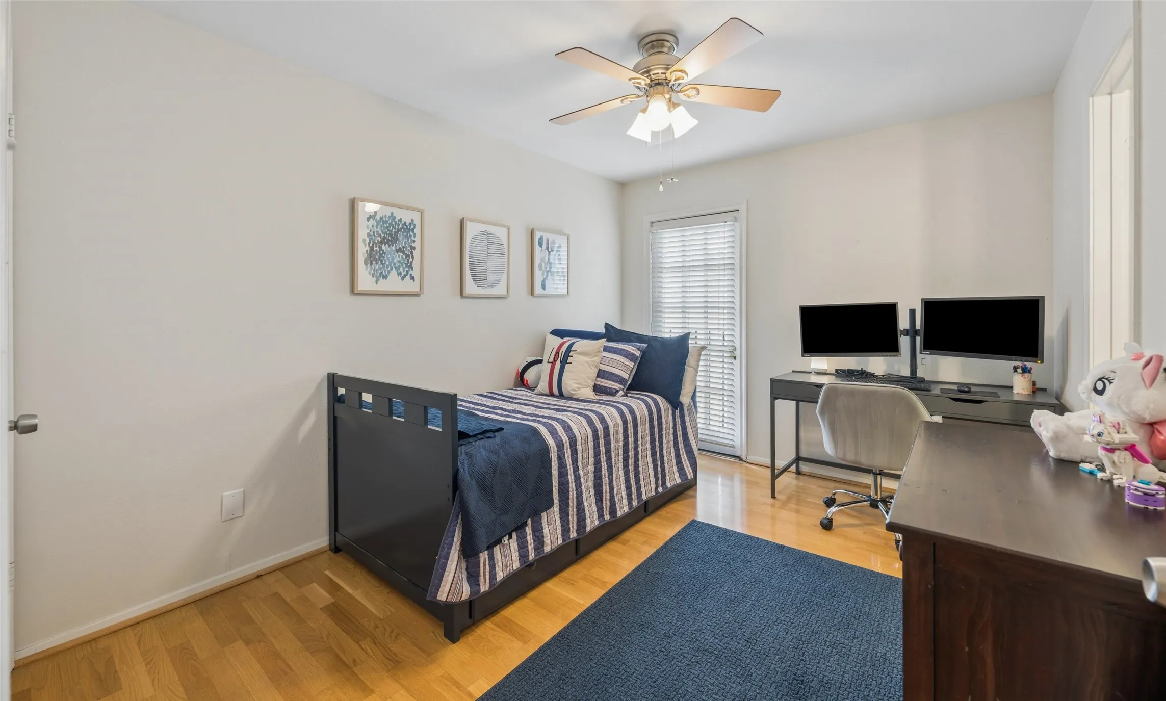 Condominium For Sale in Dallas County , 4229 Cole Avenue 108, Dallas, Texas 75205, 2 Bedroom, 3 Bathroom, Garage spaces, 1,137 Sqft, built in 1982, mls#21305818, Real Estate Agent in Dallas, Homes For Sale in Dallas county, Homes For Sale in Dallas, Realtor in Dallas Texas, Real Estate Brokerage Independent Realty Texas, Luminita Cordes Realtor