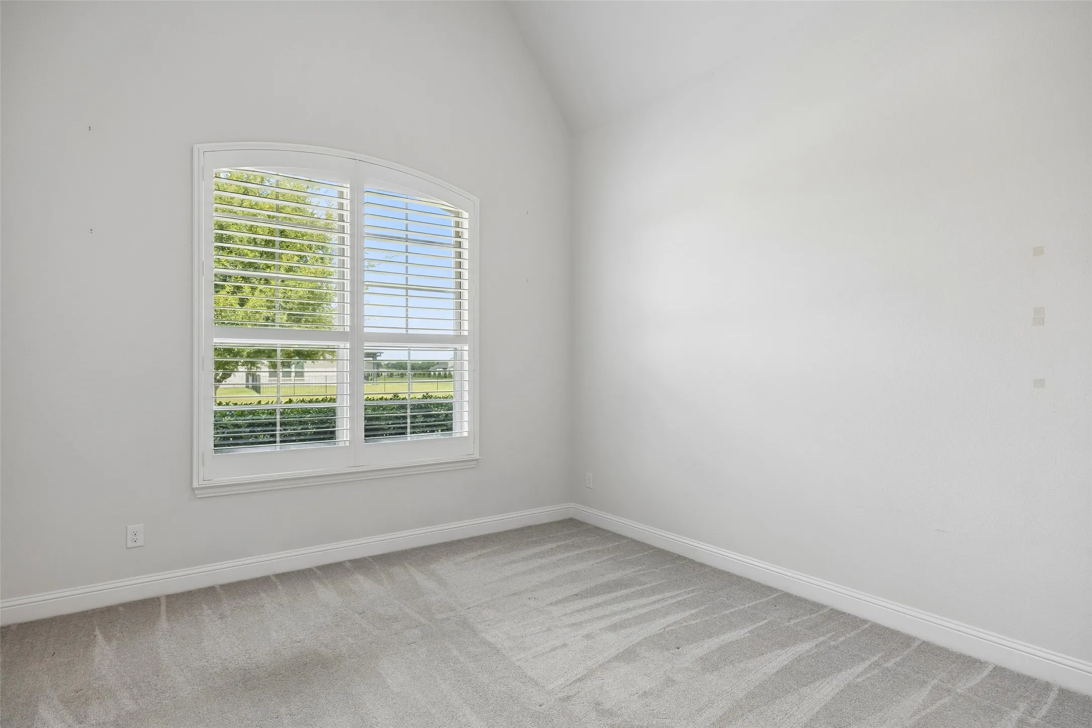 Single Family Residence For Sale in Collin County , 6300 Warwick Way, Parker, Texas 75002, 7 Bedroom, 8 Bathroom, 5 Garage spaces, 6,135 Sqft, built in 2017, mls#21292276, Real Estate Agent in Parker, Homes For Sale in Collin county, Homes For Sale in Parker, Realtor in Parker Texas, Real Estate Brokerage Independent Realty Texas, Luminita Cordes Realtor
