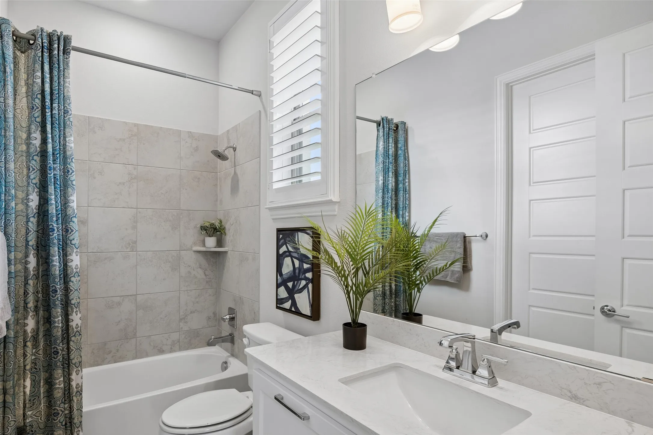 Single Family Residence For Sale in Collin County , 6300 Warwick Way, Parker, Texas 75002, 7 Bedroom, 8 Bathroom, 5 Garage spaces, 6,135 Sqft, built in 2017, mls#21292276, Real Estate Agent in Parker, Homes For Sale in Collin county, Homes For Sale in Parker, Realtor in Parker Texas, Real Estate Brokerage Independent Realty Texas, Luminita Cordes Realtor