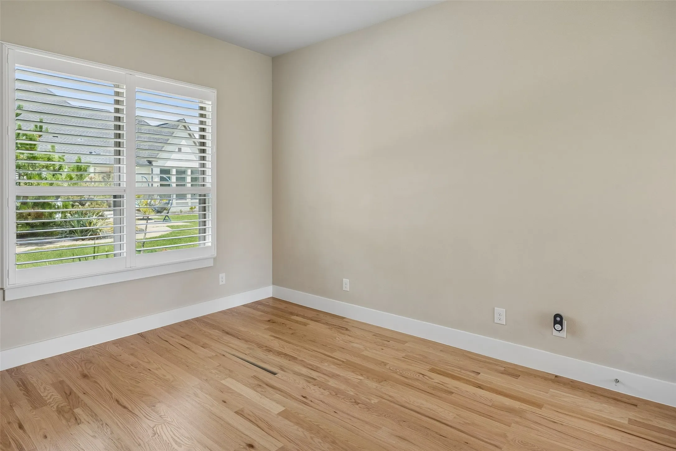Guest house bedroom with private bathroom and walk in closet