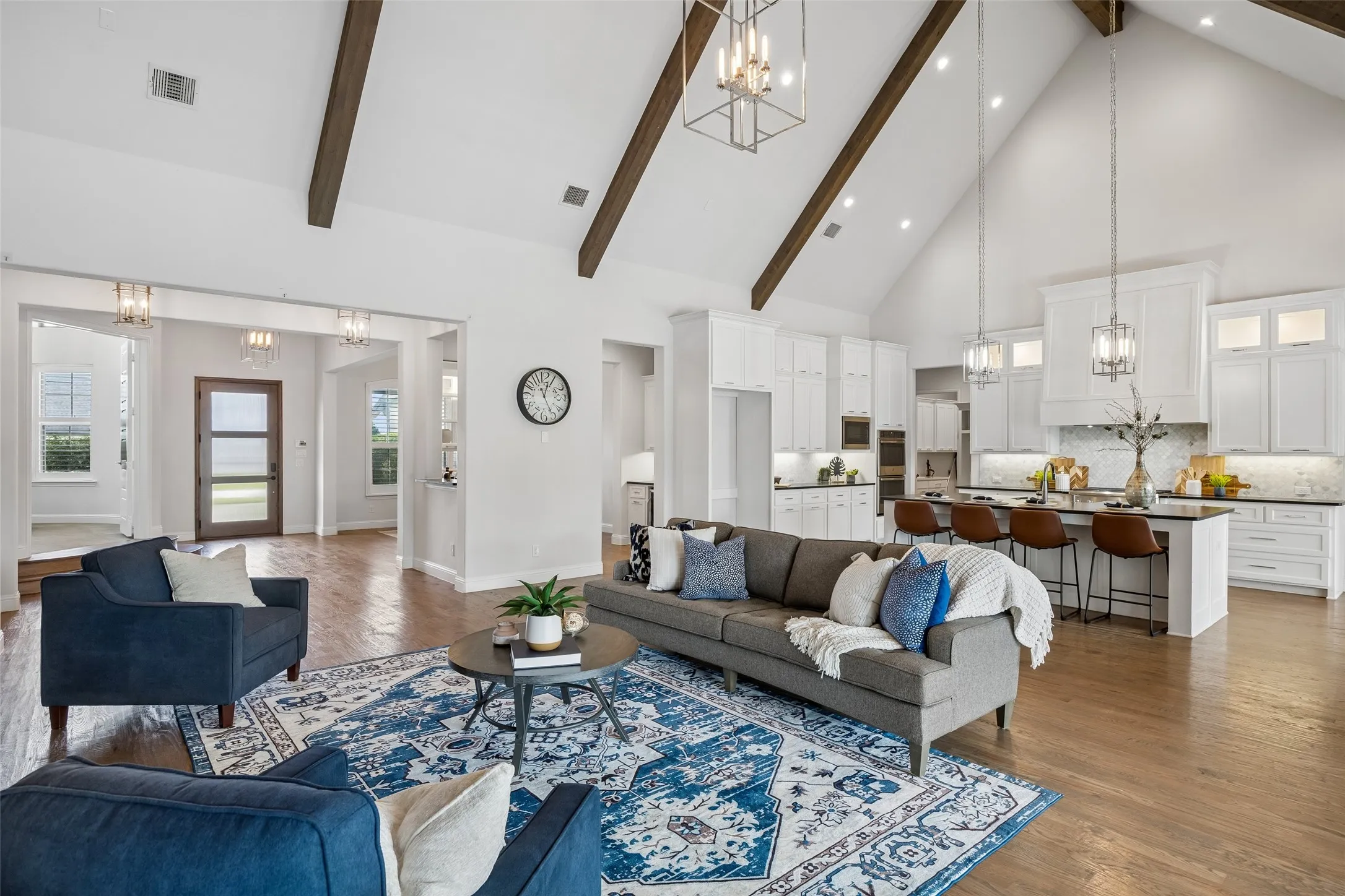 Single Family Residence For Sale in Collin County , 6300 Warwick Way, Parker, Texas 75002, 7 Bedroom, 8 Bathroom, 5 Garage spaces, 6,135 Sqft, built in 2017, mls#21292276, Real Estate Agent in Parker, Homes For Sale in Collin county, Homes For Sale in Parker, Realtor in Parker Texas, Real Estate Brokerage Independent Realty Texas, Luminita Cordes Realtor