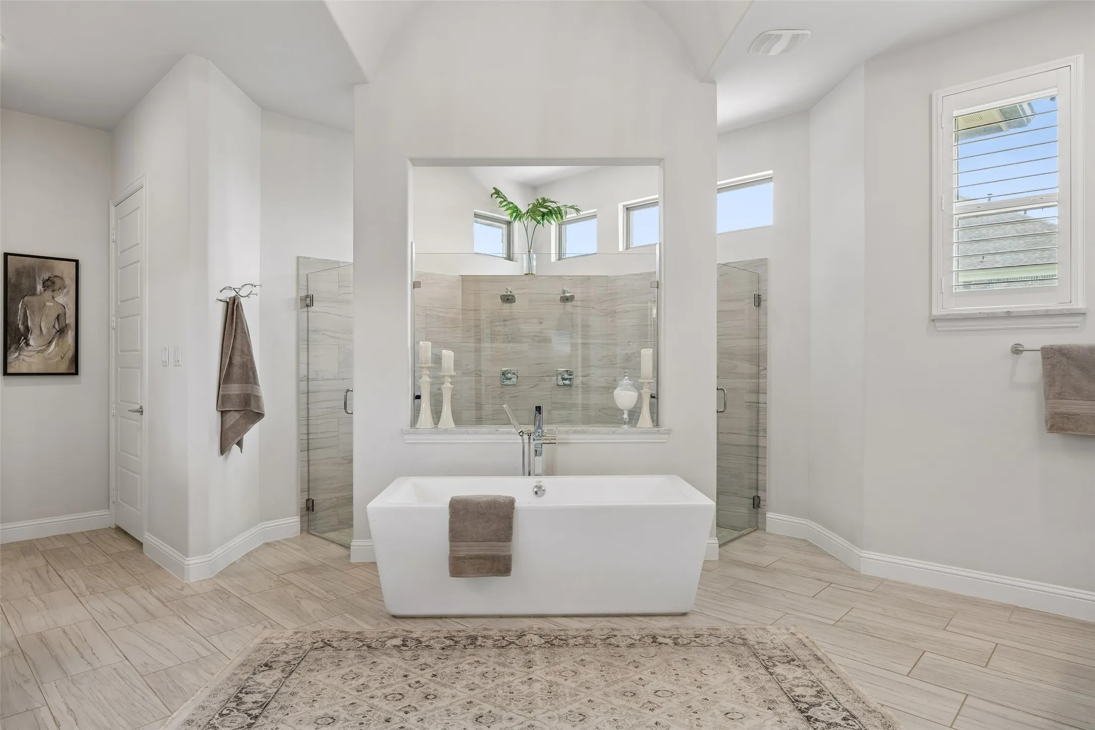 Single Family Residence For Sale in Collin County , 6300 Warwick Way, Parker, Texas 75002, 7 Bedroom, 8 Bathroom, 5 Garage spaces, 6,135 Sqft, built in 2017, mls#21292276, Real Estate Agent in Parker, Homes For Sale in Collin county, Homes For Sale in Parker, Realtor in Parker Texas, Real Estate Brokerage Independent Realty Texas, Luminita Cordes Realtor