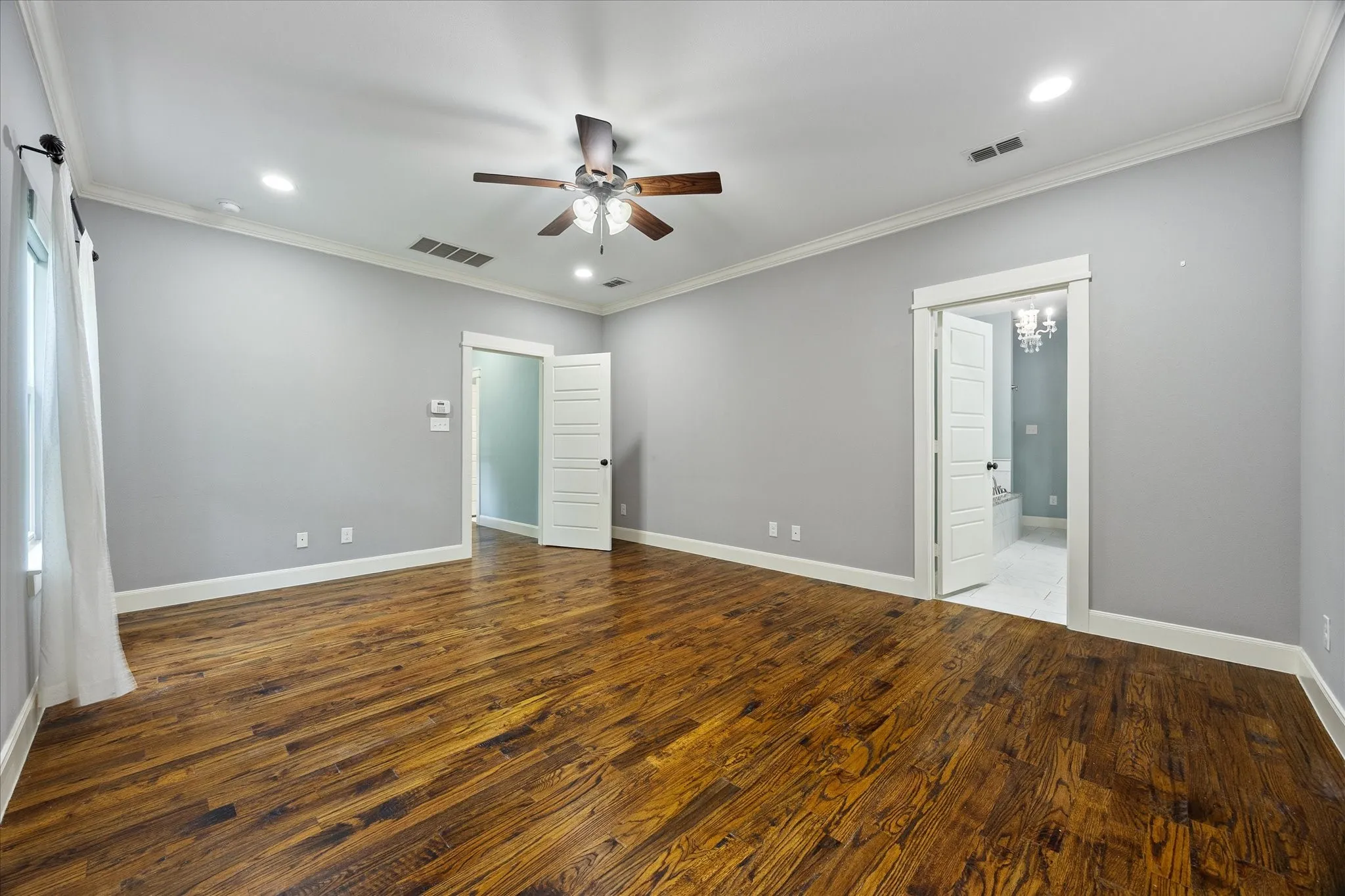 Single Family Residence For Sale in Rockwall County , 423 Jordan Farm Circle, Rockwall, Texas 75087, 3 Bedroom, 3 Bathroom, 2 Garage spaces, 2,610 Sqft, built in 2014, mls#21296400, Real Estate Agent in Rockwall, Homes For Sale in Rockwall county, Homes For Sale in Rockwall, Realtor in Rockwall Texas, Real Estate Brokerage Independent Realty Texas, Luminita Cordes Realtor