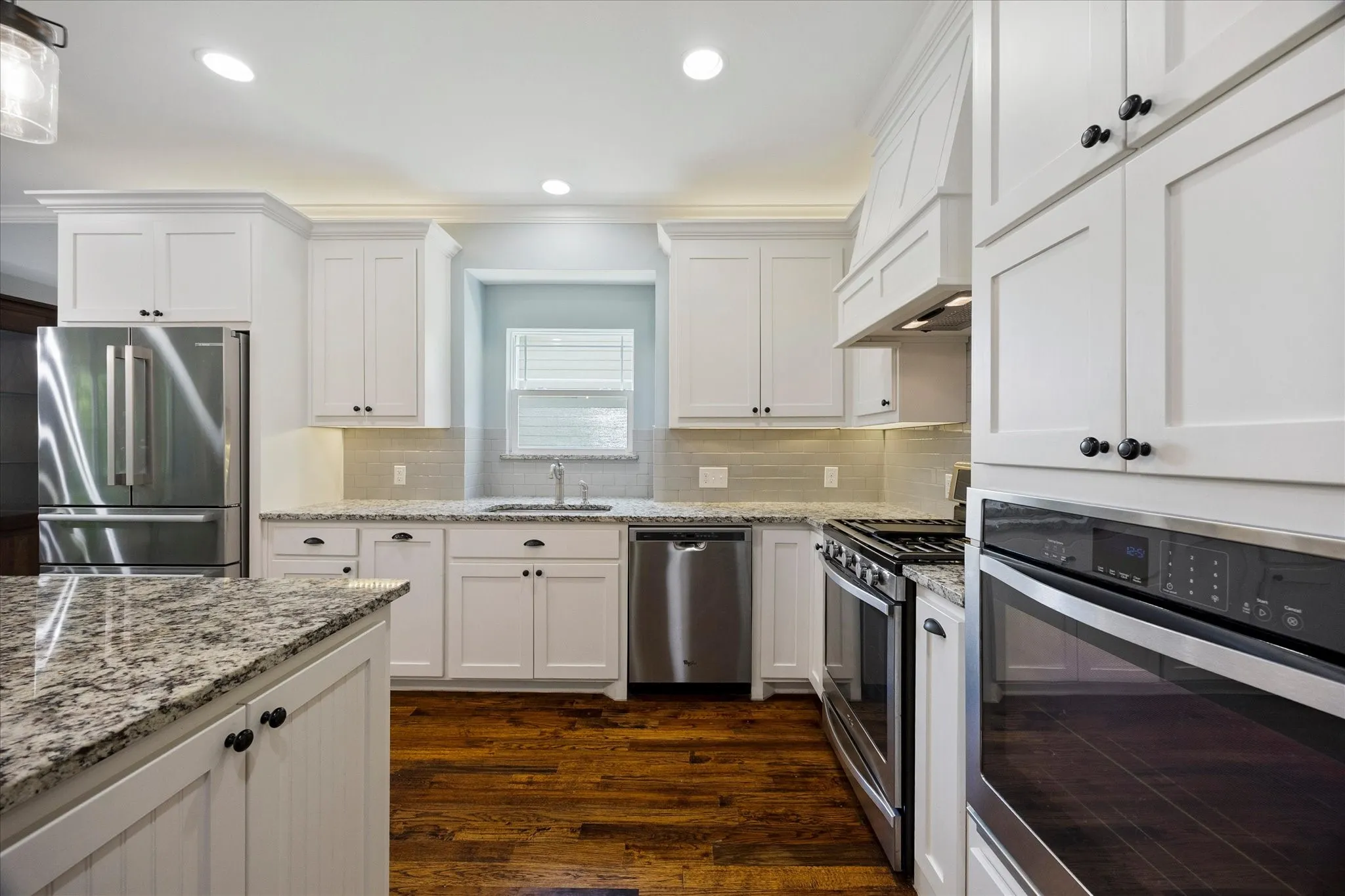 Single Family Residence For Sale in Rockwall County , 423 Jordan Farm Circle, Rockwall, Texas 75087, 3 Bedroom, 3 Bathroom, 2 Garage spaces, 2,610 Sqft, built in 2014, mls#21296400, Real Estate Agent in Rockwall, Homes For Sale in Rockwall county, Homes For Sale in Rockwall, Realtor in Rockwall Texas, Real Estate Brokerage Independent Realty Texas, Luminita Cordes Realtor