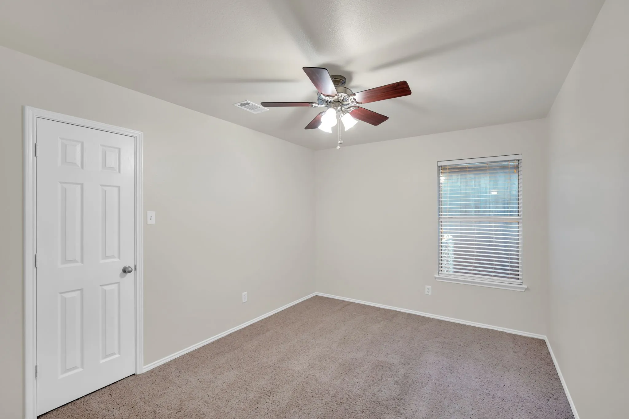 Guest bedroom