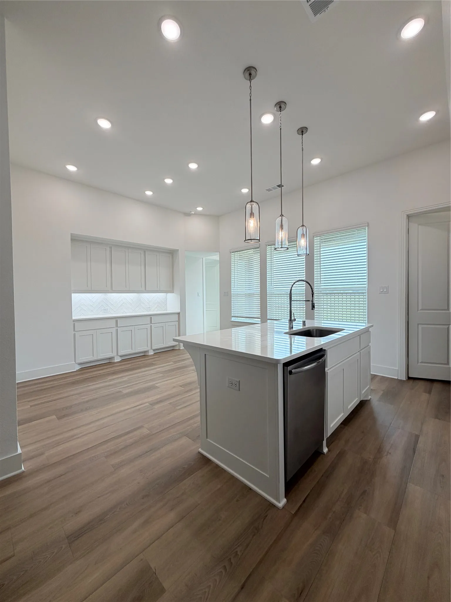 Single Family Residence For Rent in Collin County , 1404 Pintail Place, Celina, Texas 75009, 3 Bedroom, 2 Bathroom, 2 Garage spaces, 1,626 Sqft, built in 2023, mls#21305812, Real Estate Agent in Celina, Homes For Rent in Collin county, Homes For Rent in Celina, Realtor in Celina Texas, Real Estate Brokerage Independent Realty Texas, Luminita Cordes Realtor