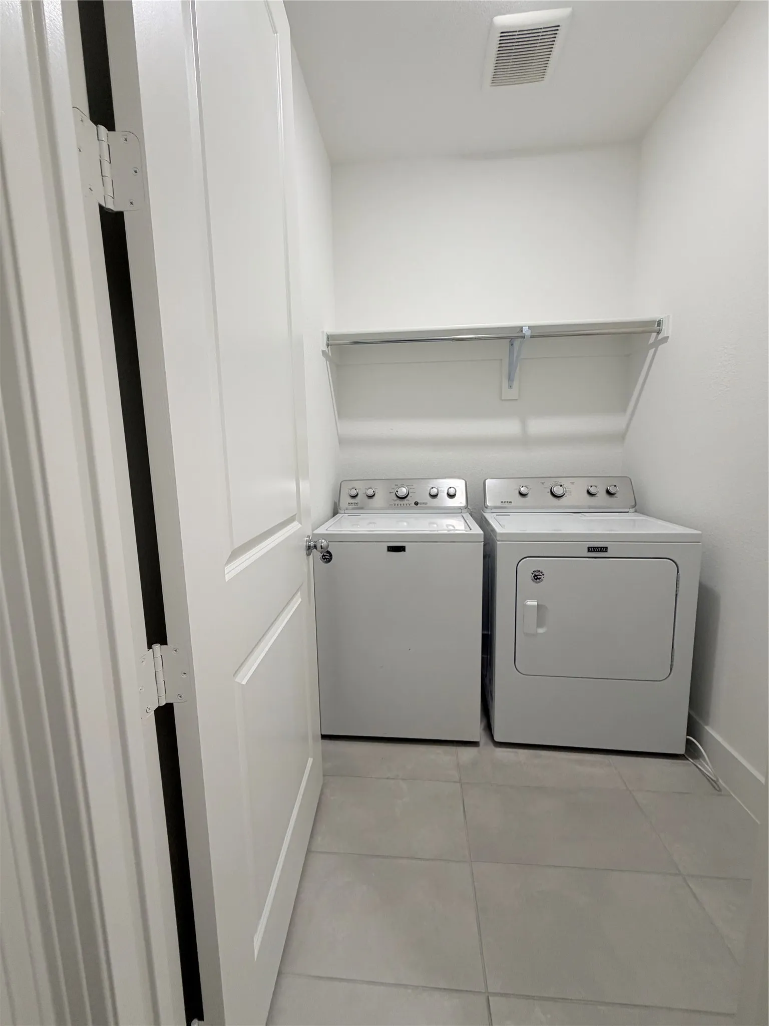 Single Family Residence For Rent in Collin County , 1404 Pintail Place, Celina, Texas 75009, 3 Bedroom, 2 Bathroom, 2 Garage spaces, 1,626 Sqft, built in 2023, mls#21305812, Real Estate Agent in Celina, Homes For Rent in Collin county, Homes For Rent in Celina, Realtor in Celina Texas, Real Estate Brokerage Independent Realty Texas, Luminita Cordes Realtor