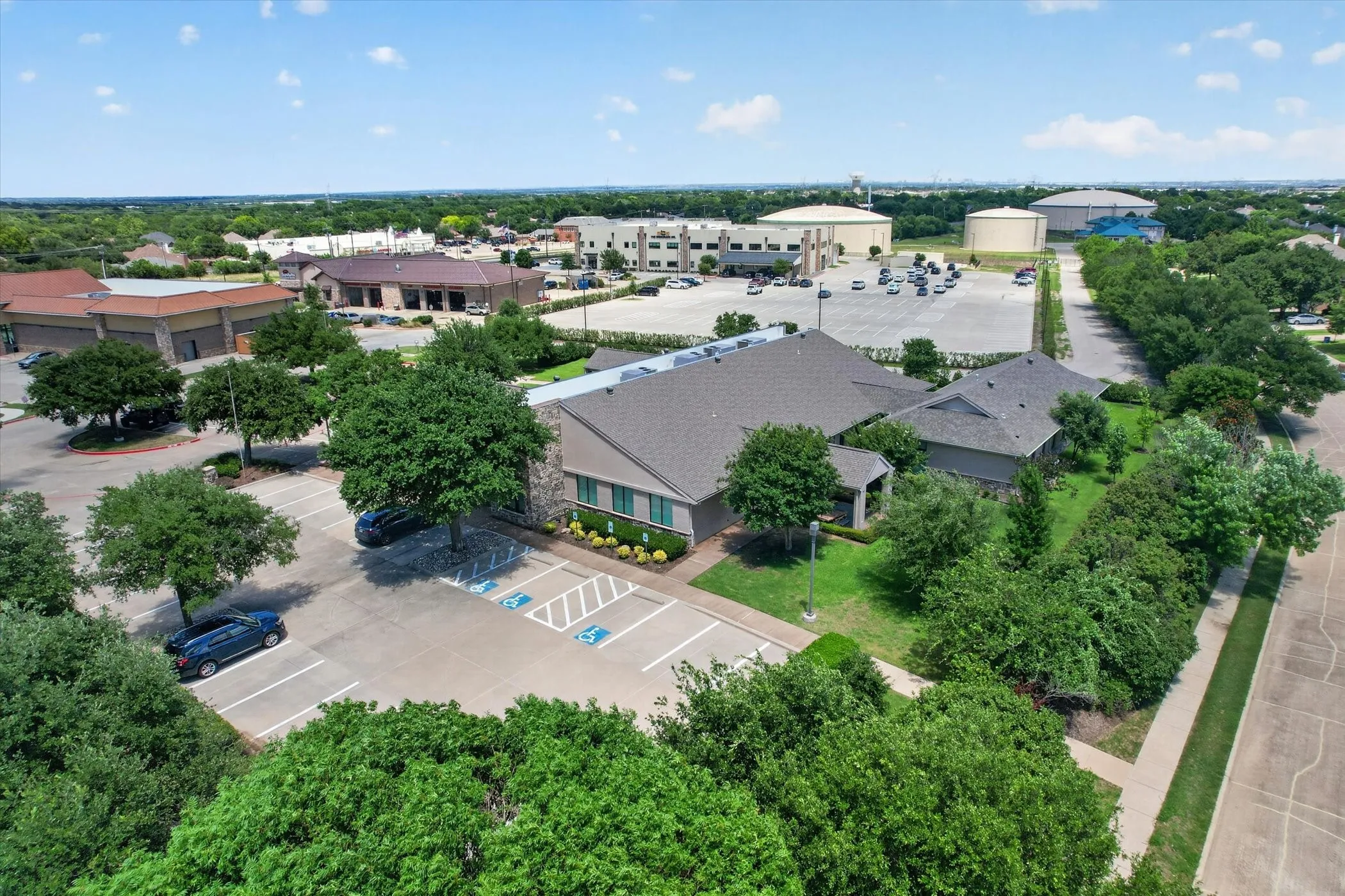 Office For Rent in Denton County , 6200 Stone Hill Farms Parkway, Flower Mound, Texas 75028, 0, 0, Garage spaces, 0 Sqft, built in 2002, mls#21305830, Real Estate Agent in Flower Mound, Homes For Rent in Denton county, Homes For Rent in Flower Mound, Realtor in Flower Mound Texas, Real Estate Brokerage Independent Realty Texas, Luminita Cordes Realtor