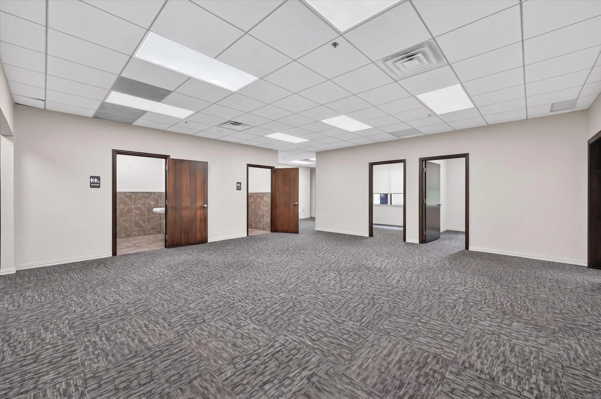 Office For Rent in Denton County , 6200 Stone Hill Farms Parkway, Flower Mound, Texas 75028, 0, 0, Garage spaces, 0 Sqft, built in 2002, mls#21305830, Real Estate Agent in Flower Mound, Homes For Rent in Denton county, Homes For Rent in Flower Mound, Realtor in Flower Mound Texas, Real Estate Brokerage Independent Realty Texas, Luminita Cordes Realtor