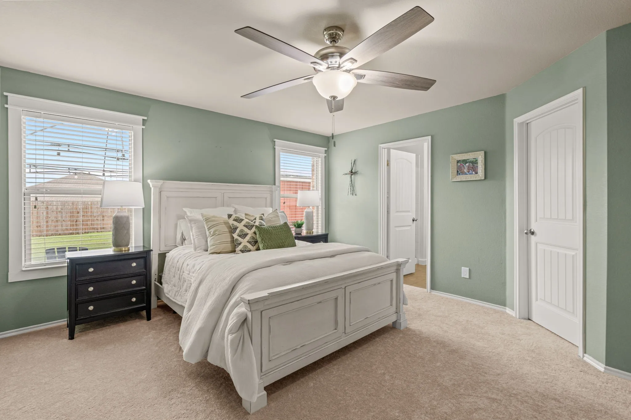 Single Family Residence For Sale in Collin County , 433 Andalusian Trail, Celina, Texas 75009, 4 Bedroom, 3 Bathroom, 2 Garage spaces, 2,119 Sqft, built in 2014, mls#21304259, Real Estate Agent in Celina, Homes For Sale in Collin county, Homes For Sale in Celina, Realtor in Celina Texas, Real Estate Brokerage Independent Realty Texas, Luminita Cordes Realtor