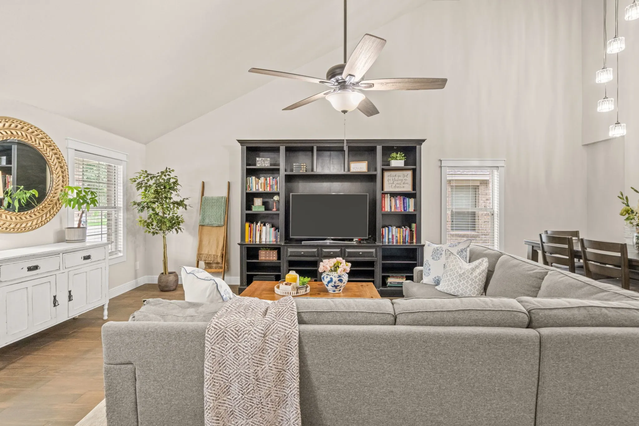 Single Family Residence For Sale in Collin County , 433 Andalusian Trail, Celina, Texas 75009, 4 Bedroom, 3 Bathroom, 2 Garage spaces, 2,119 Sqft, built in 2014, mls#21304259, Real Estate Agent in Celina, Homes For Sale in Collin county, Homes For Sale in Celina, Realtor in Celina Texas, Real Estate Brokerage Independent Realty Texas, Luminita Cordes Realtor