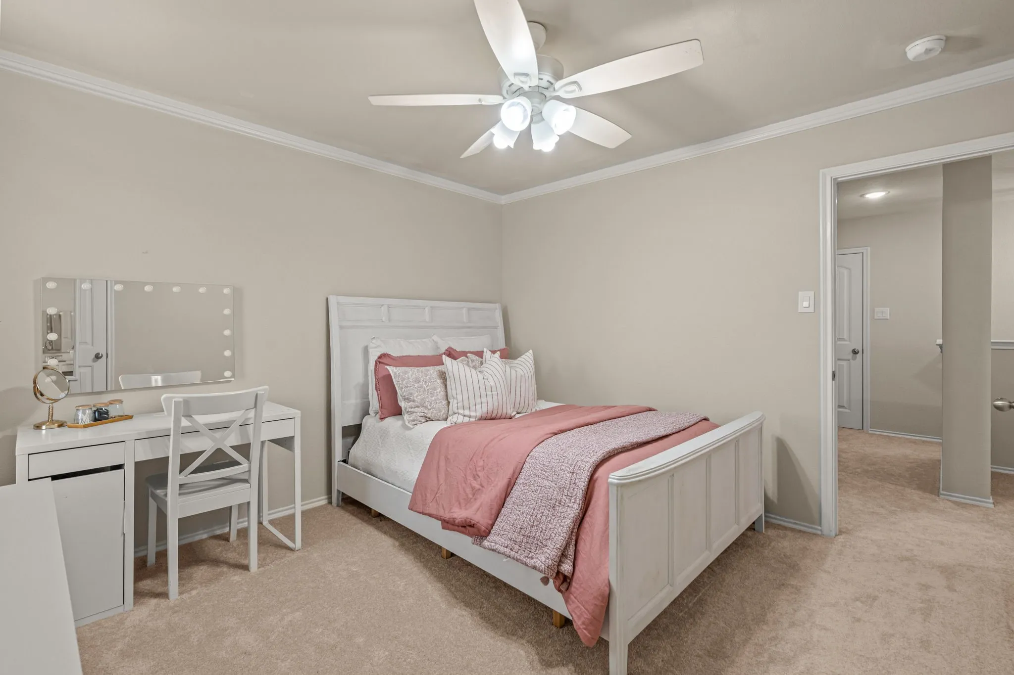 2nd bed- upstairs