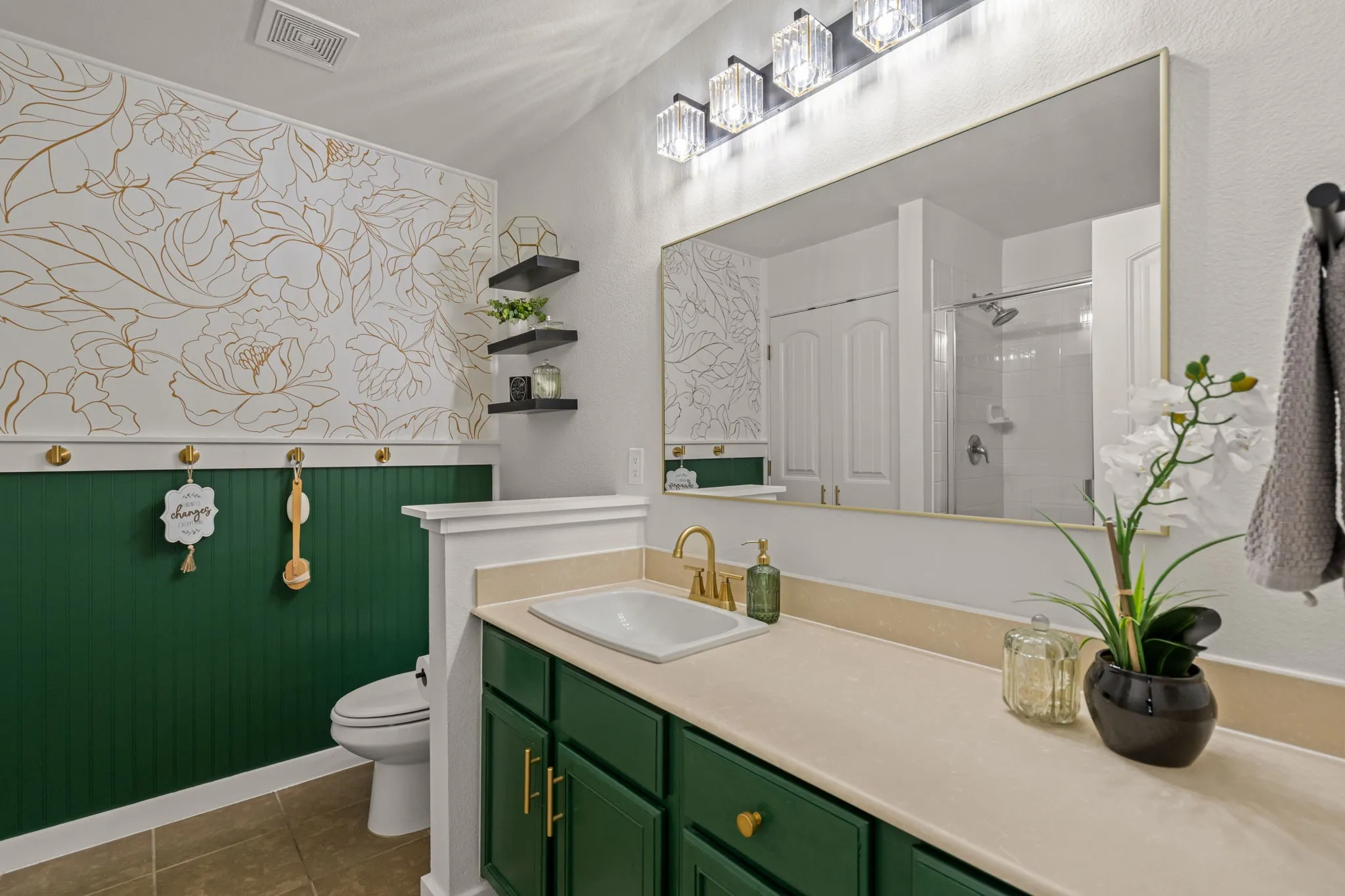 Beautifully updated primary bath