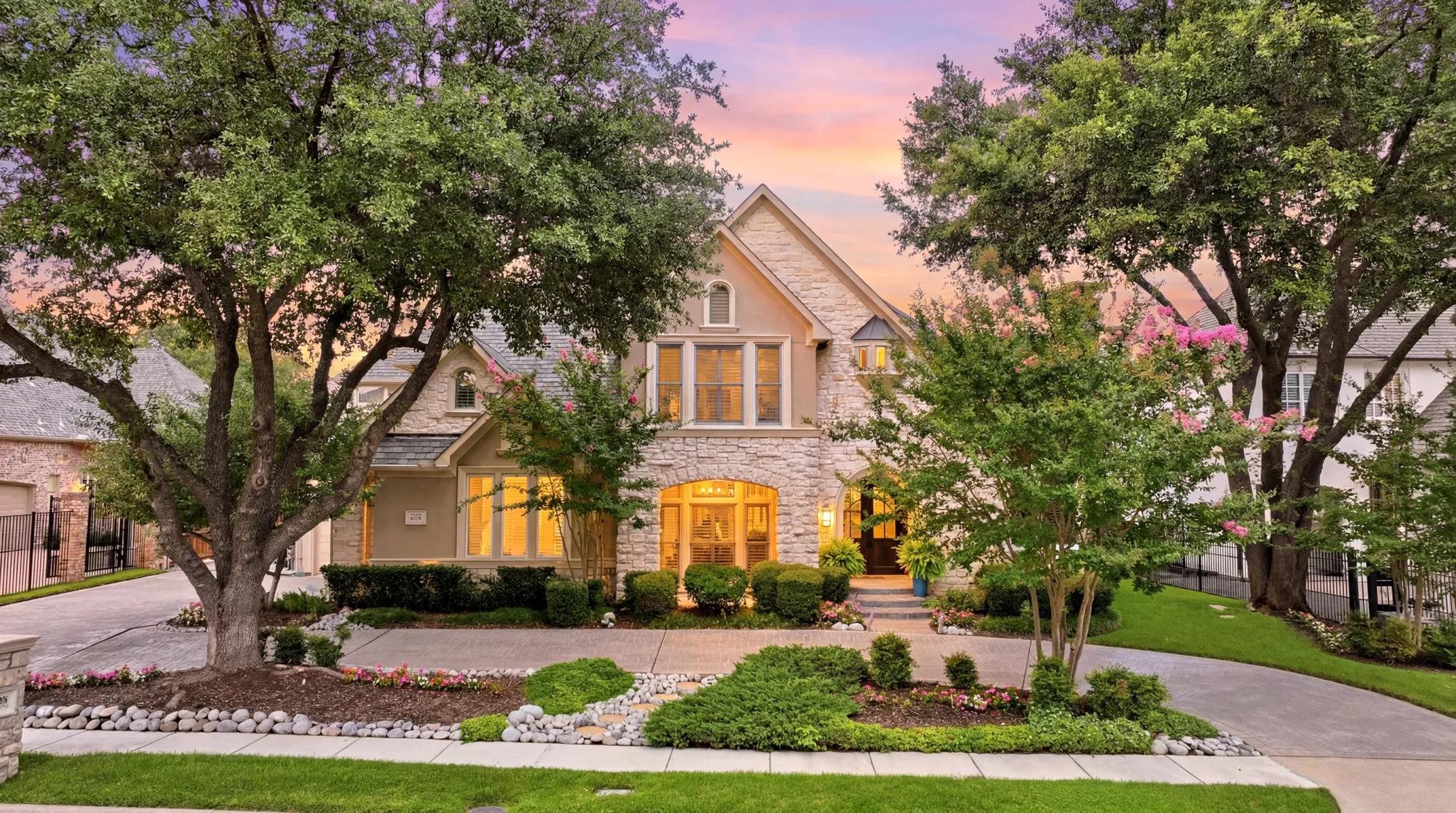 Single Family Residence For Sale in Collin County , 2708 Anders Lane, Plano, Texas 75093, 5 Bedroom, 5 Bathroom, 3 Garage spaces, 4,728 Sqft, built in 1997, mls#21305803, Real Estate Agent in Plano, Homes For Sale in Collin county, Homes For Sale in Plano, Realtor in Plano Texas, Real Estate Brokerage Independent Realty Texas, Luminita Cordes Realtor
