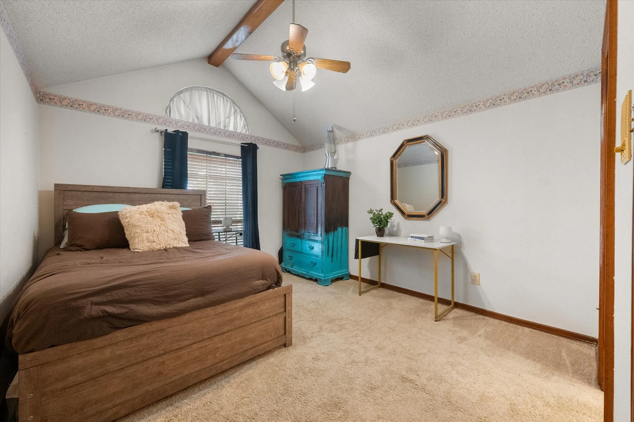 Single Family Residence For Sale in Dallas County , 919 Huntington Drive, Duncanville, Texas 75137, 3 Bedroom, 3 Bathroom, 2 Garage spaces, 2,763 Sqft, built in 1985, mls#21305310, Real Estate Agent in Duncanville, Homes For Sale in Dallas county, Homes For Sale in Duncanville, Realtor in Duncanville Texas, Real Estate Brokerage Independent Realty Texas, Luminita Cordes Realtor